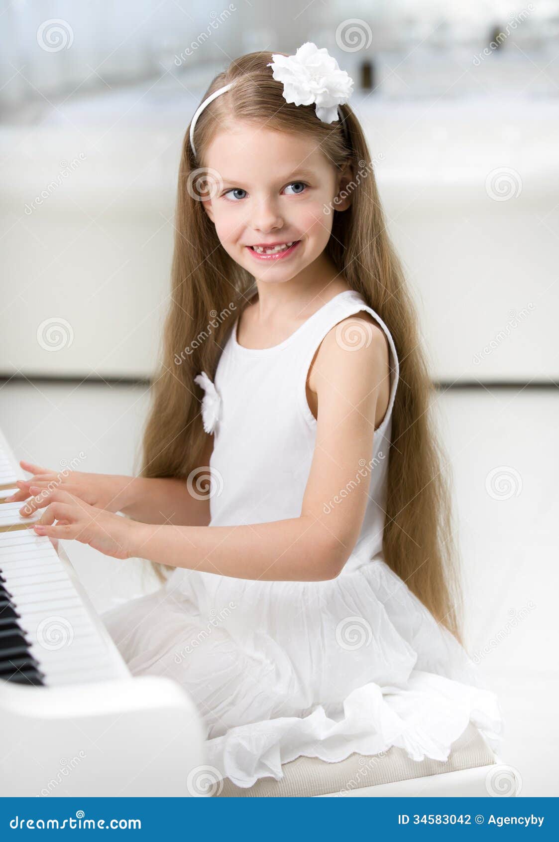 download the new version for ios Piano White Little download the new version for ios Piano White Little