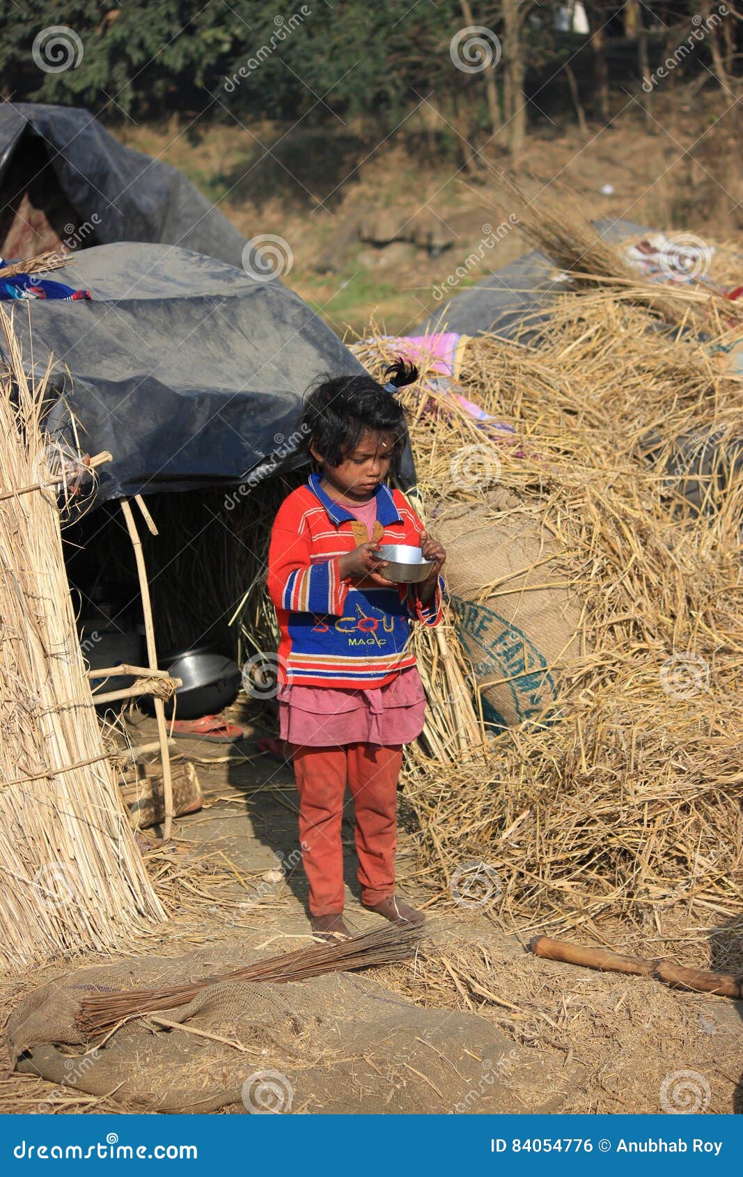 Åh gud Leonardoda fra nu af Portrait of a Little Vagabond Kid. Homeless Kid. Editorial Photo - Image of  bengal, displaced: 84054776