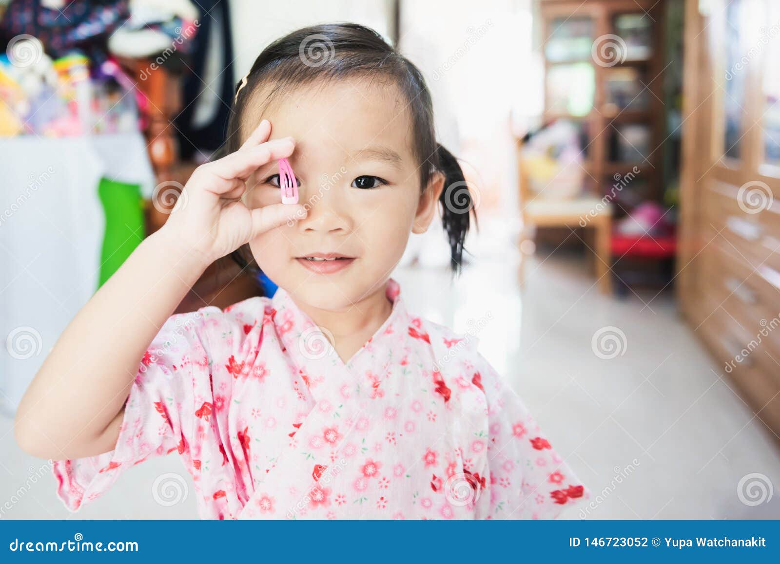 Sweet Asian Little Child Smile and Holding Hair Clip, Hair Dressing Concept Stock Photo - Image of little, face: 146723052 Sweet Asian Little Child Smile and Holding Hair Clip, Hair Dressing Concept Stock Photo - Image of little, face: 146723052
