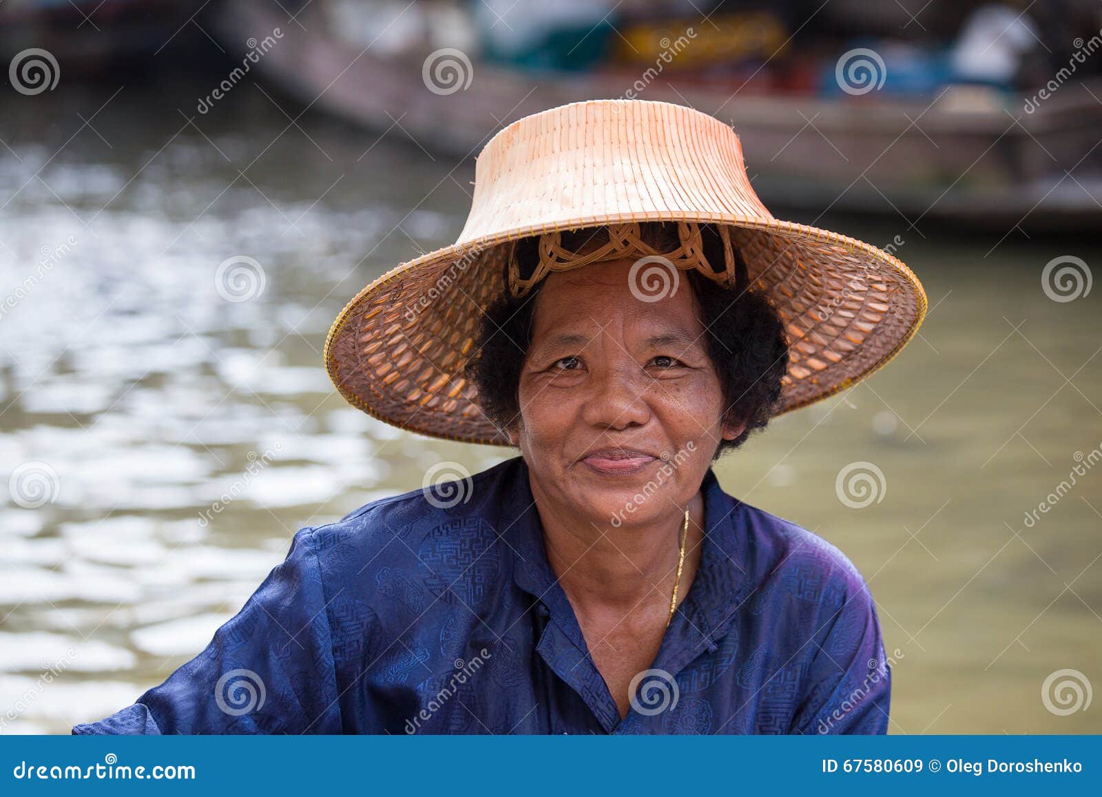 Старые тайки. Тайки портрет. Старая тайка. Портрет тайца. Тайланд женщина средних лет.