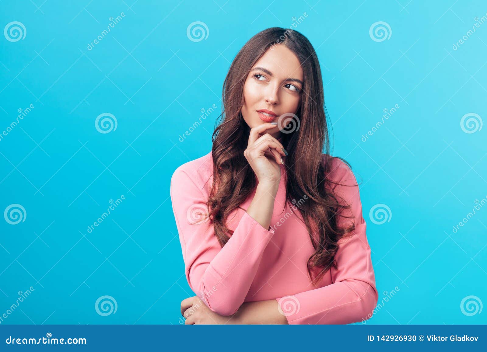 Portrait of Thoughtful Wondering Woman Looking Sideways Isolated ...