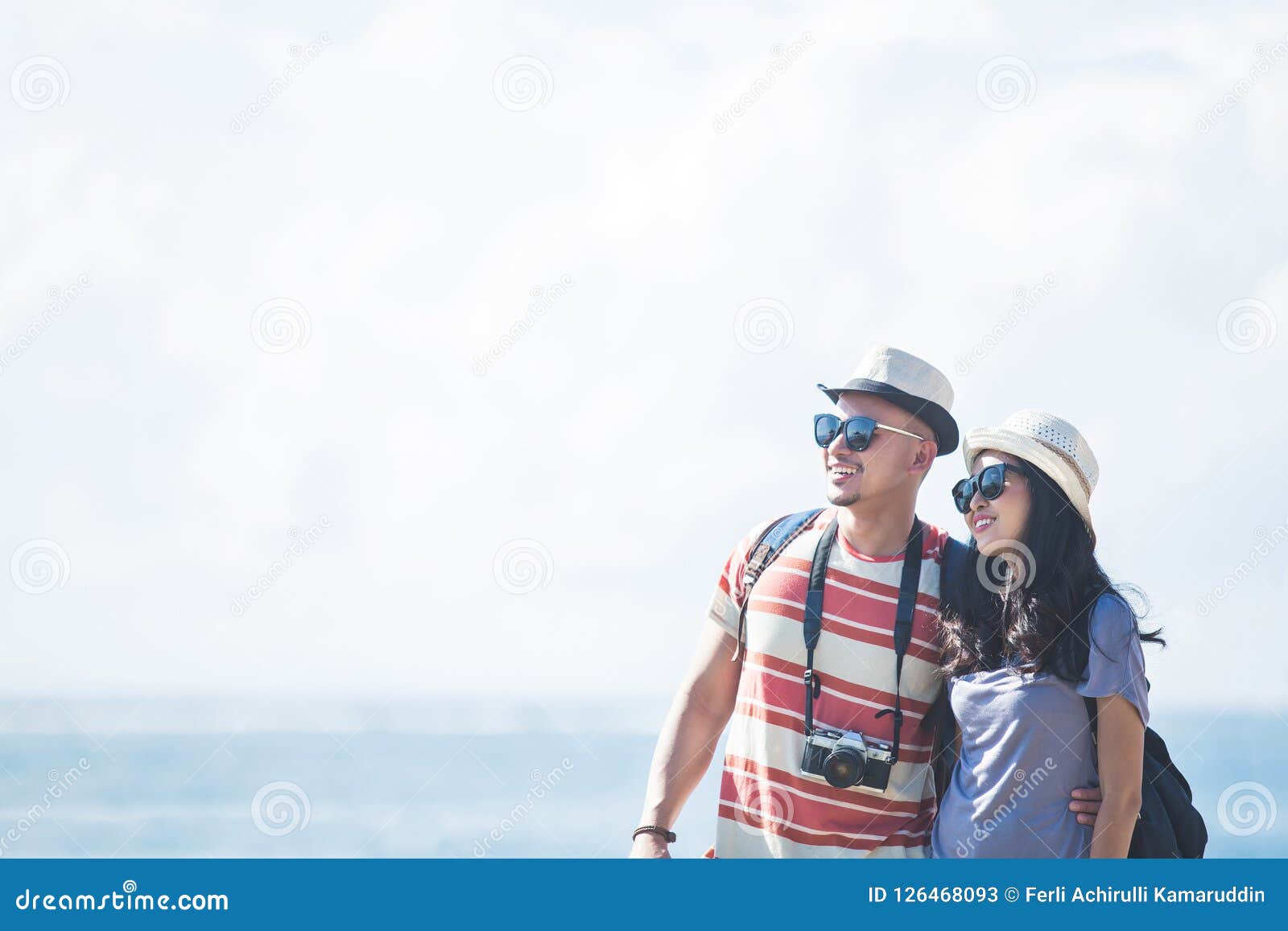 travel couple cap