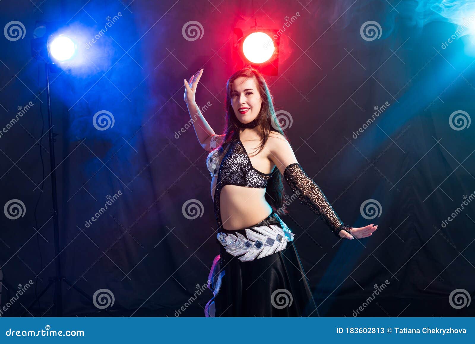 Portrait of a Woman in Oriental Costume Performing Belly Dance. Tribal  Fusion Dance Concept. Stock Image - Image of ethnic, bellydance: 183602813