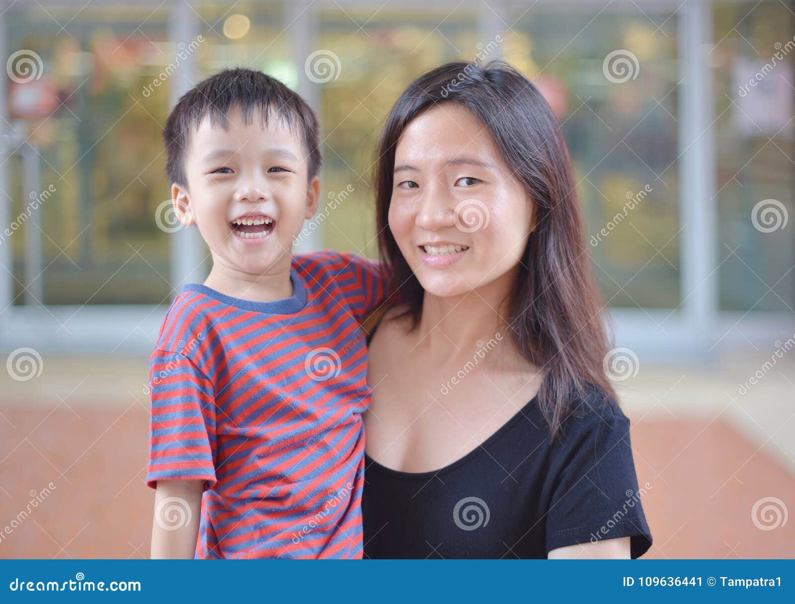 mothers Young photo asian