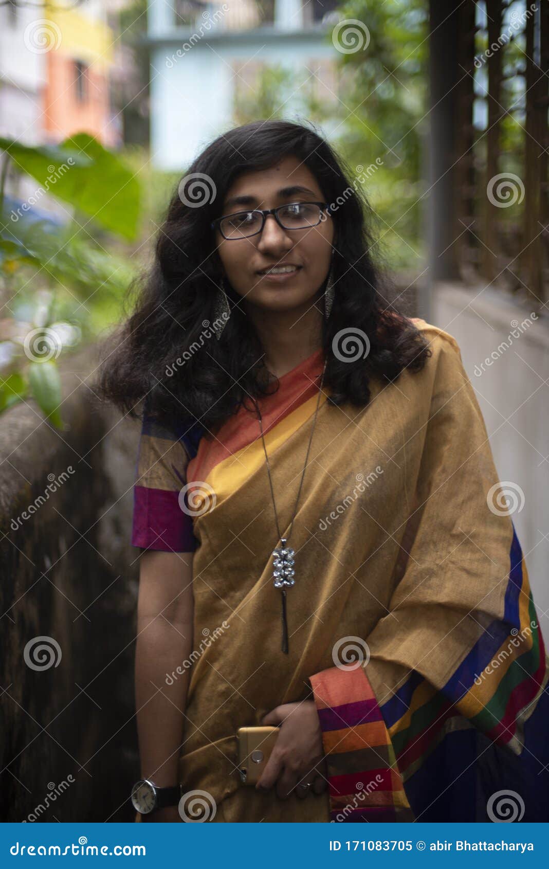 Portrait of Young and Attractive Indian Bengali Brunette Woman in  Traditional Dress Stock Image - Image of female, ethnic: 171083705