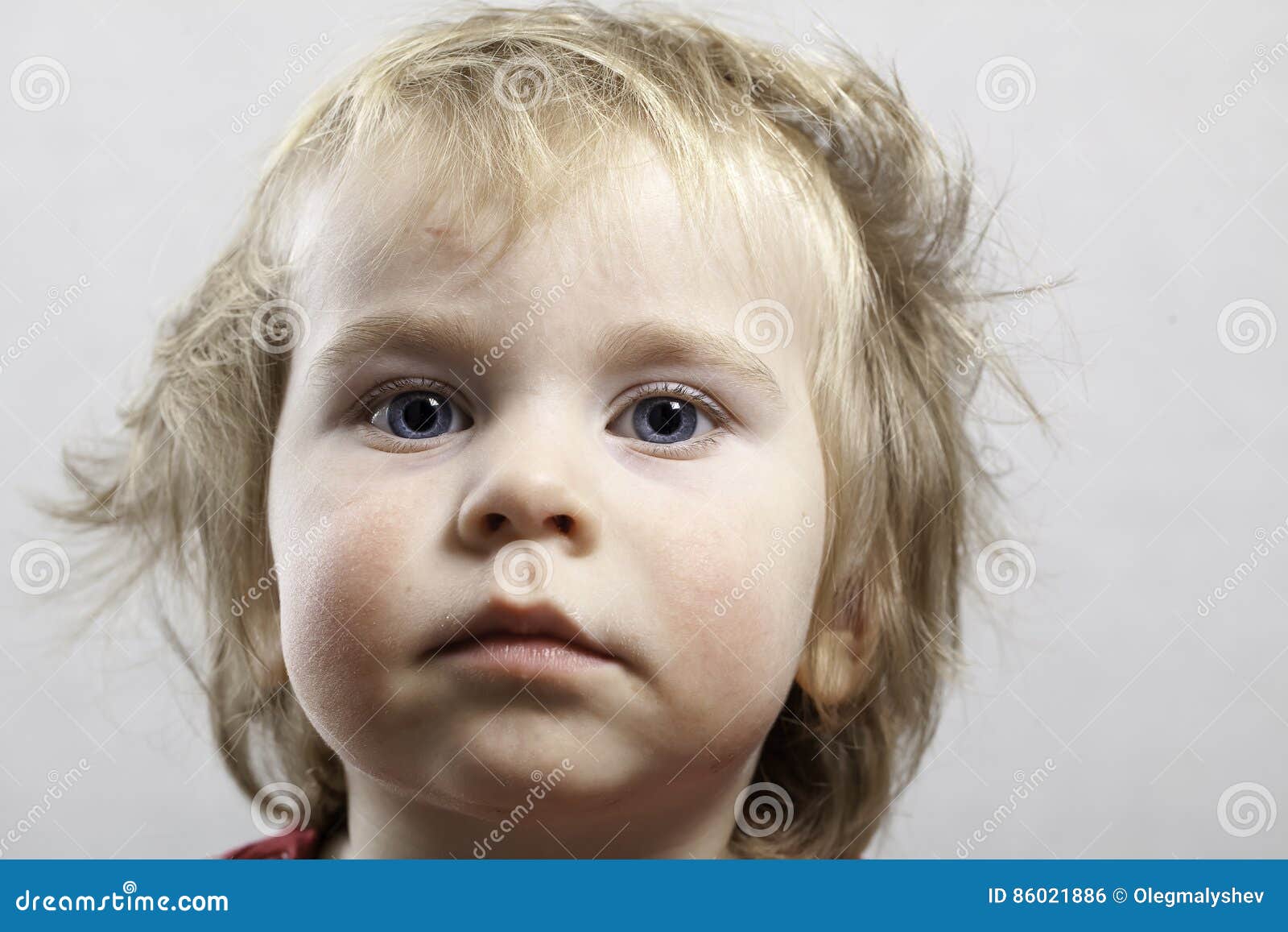 Toddler with Blonde Hair and Bow - wide 4