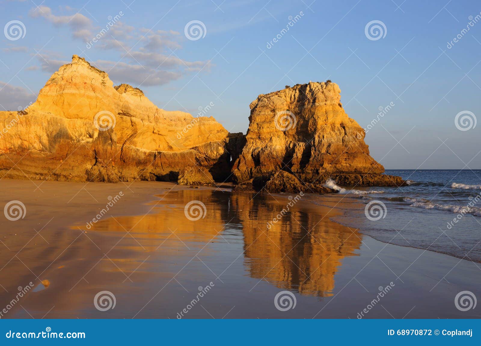portugal, algarve, portimÃÂ£o, praia do vau. sandy beach and cliffs.