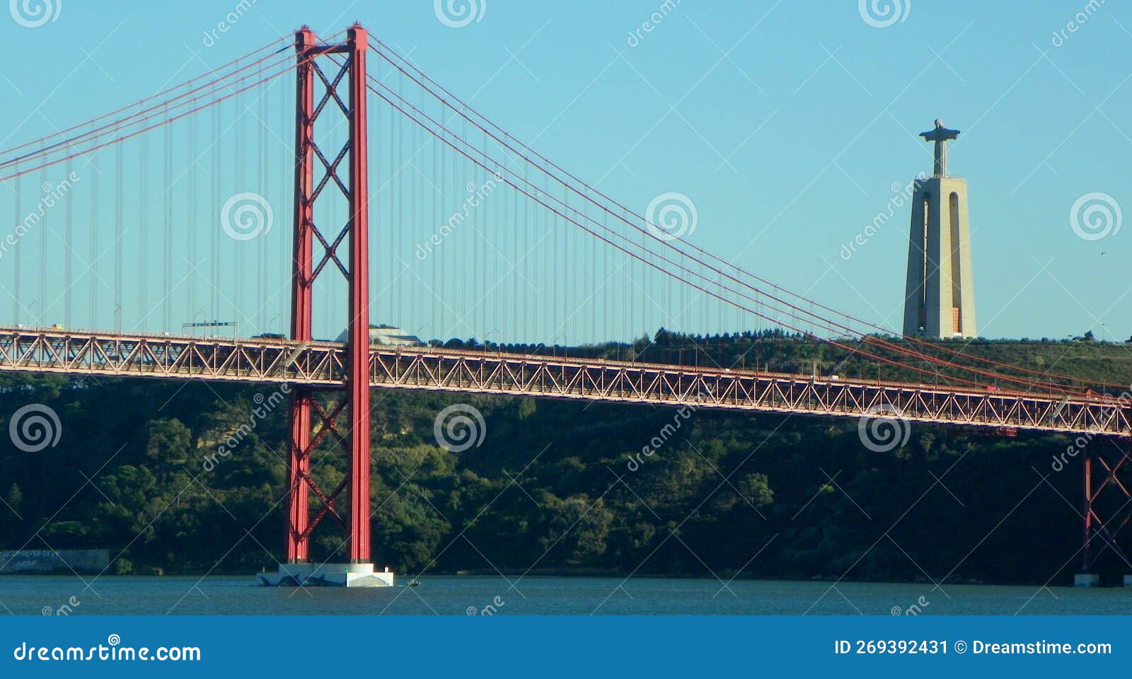 portugal, lisbon, av. brasiÂ­lia, view of the christ the king (santuario de cristo rei) and 25th of april bridge