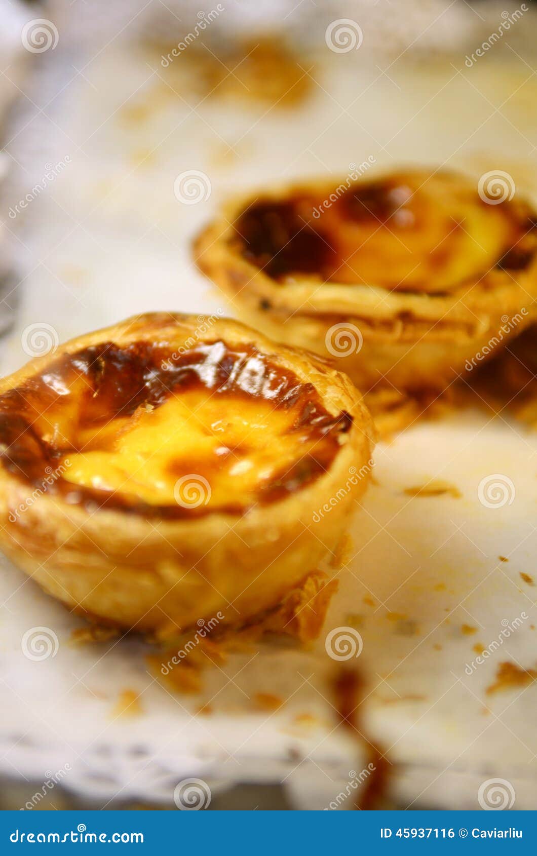 portugese national pastries: egg custard tart(pastel de nata)