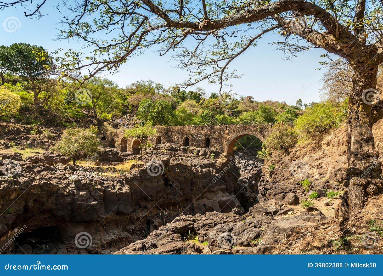 portuguese bridge near tis issat