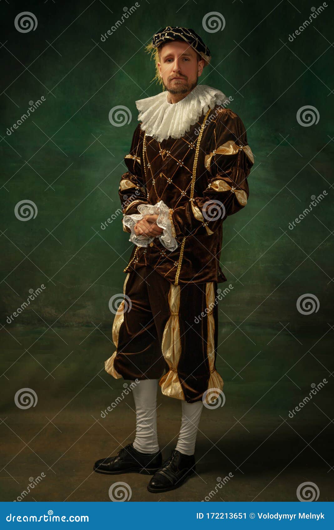 male royal medieval clothing