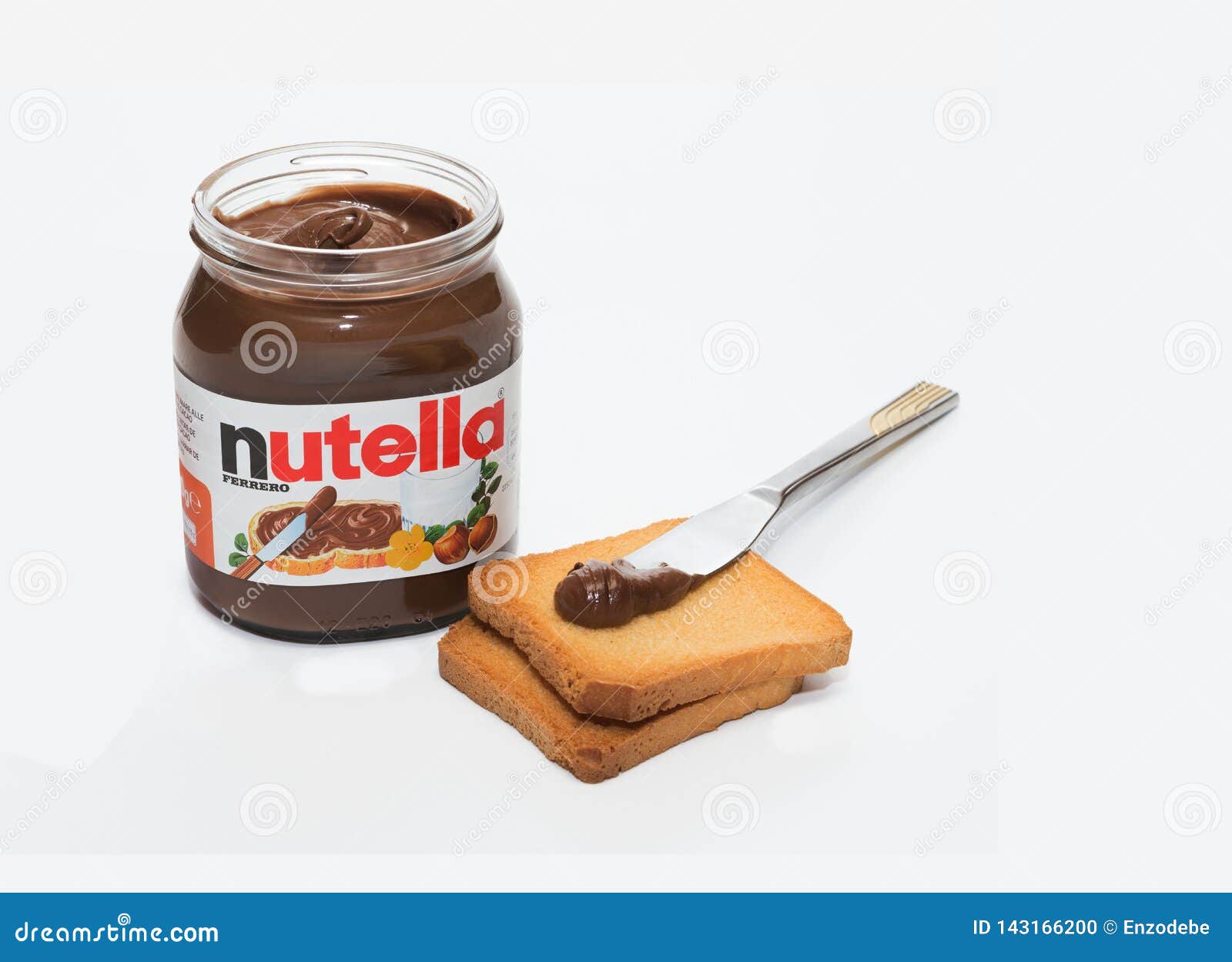 Pot De Nutella Sur Le Blanc Image éditorial - Image du graine, nutshell:  143166200