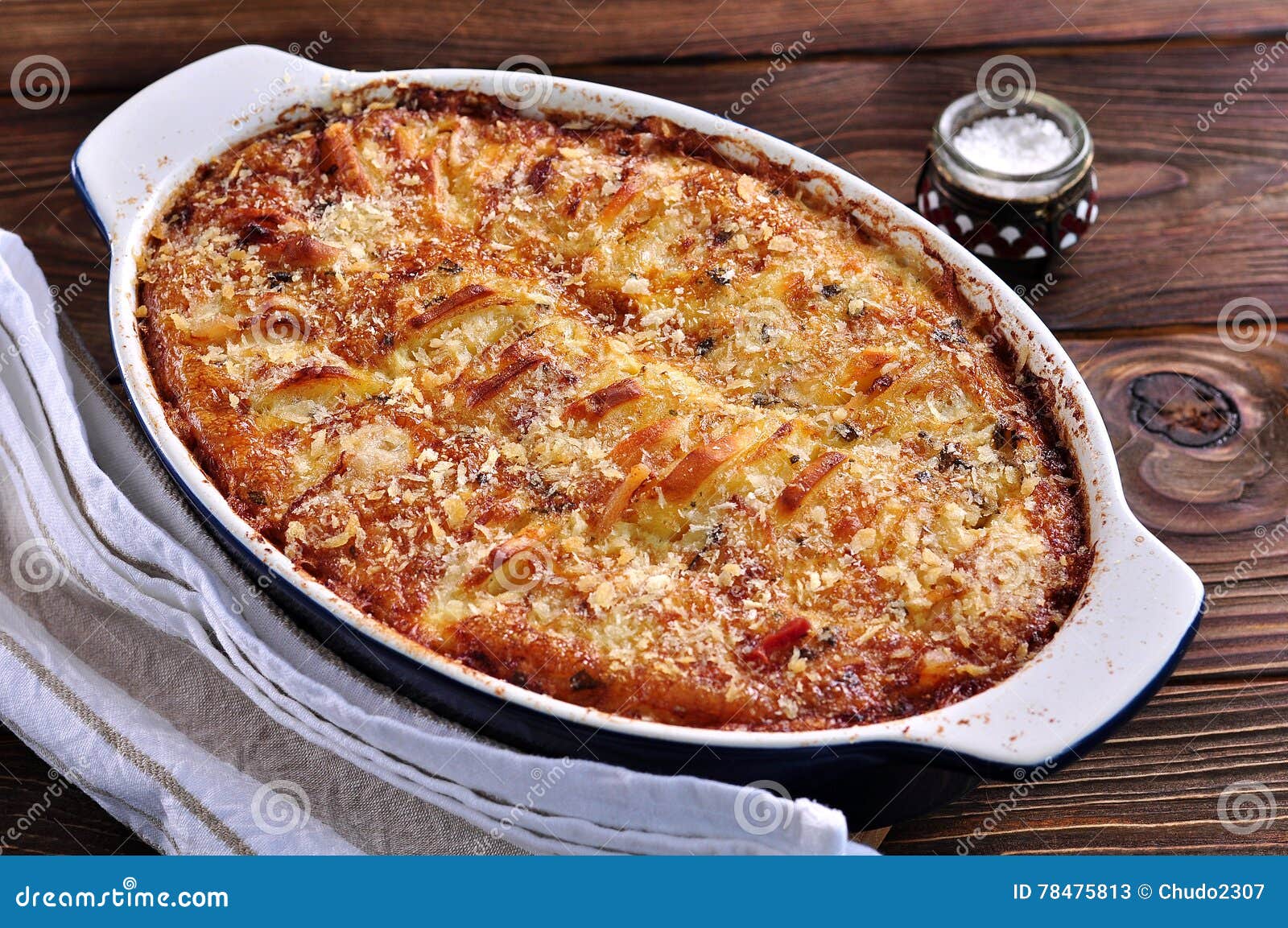 Potato kugel gratin stock image. Image of food, wood 78475813
