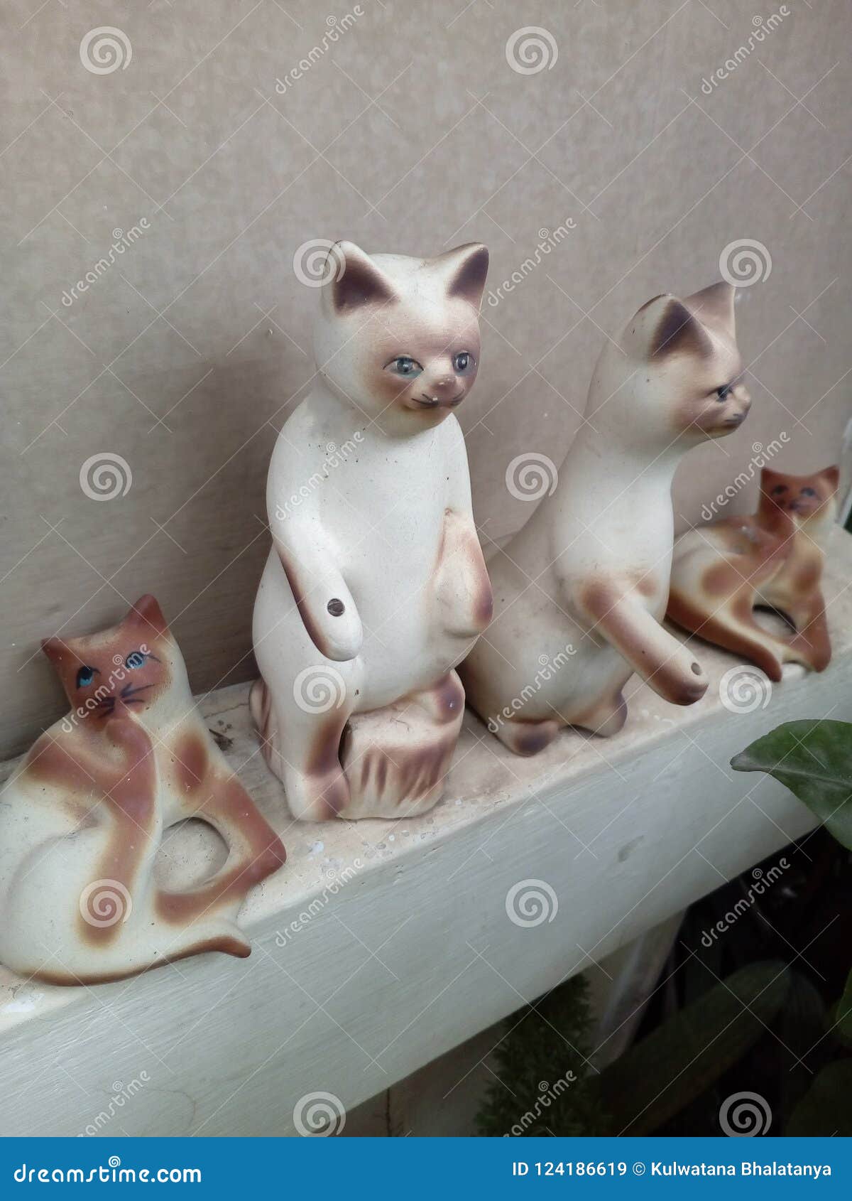 Poterie De Terre De Chat Image Stock Image Du Earthenware