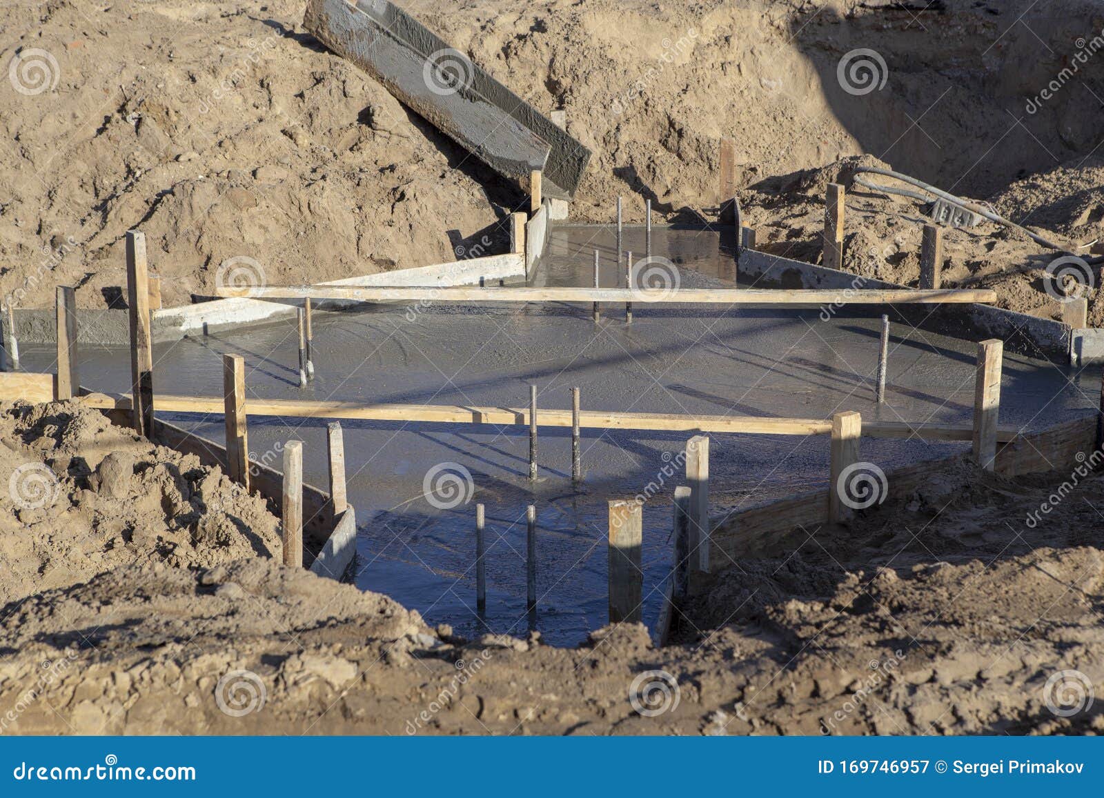 Liquid Concrete in Formwork Stock Image Image of liquid, build 169746957