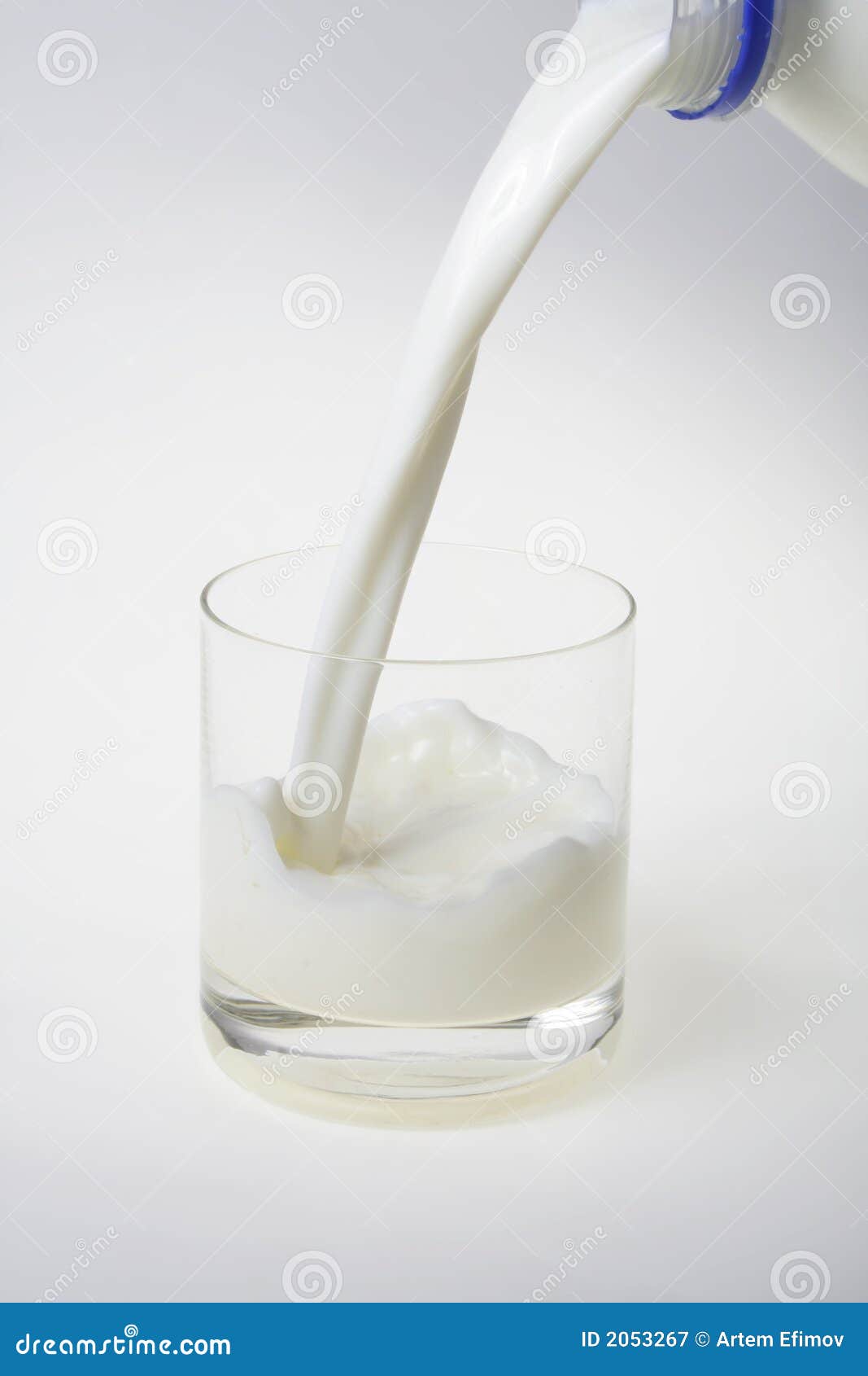 Pouring Milk Royalty Free Stock Photography - Image: 2053267