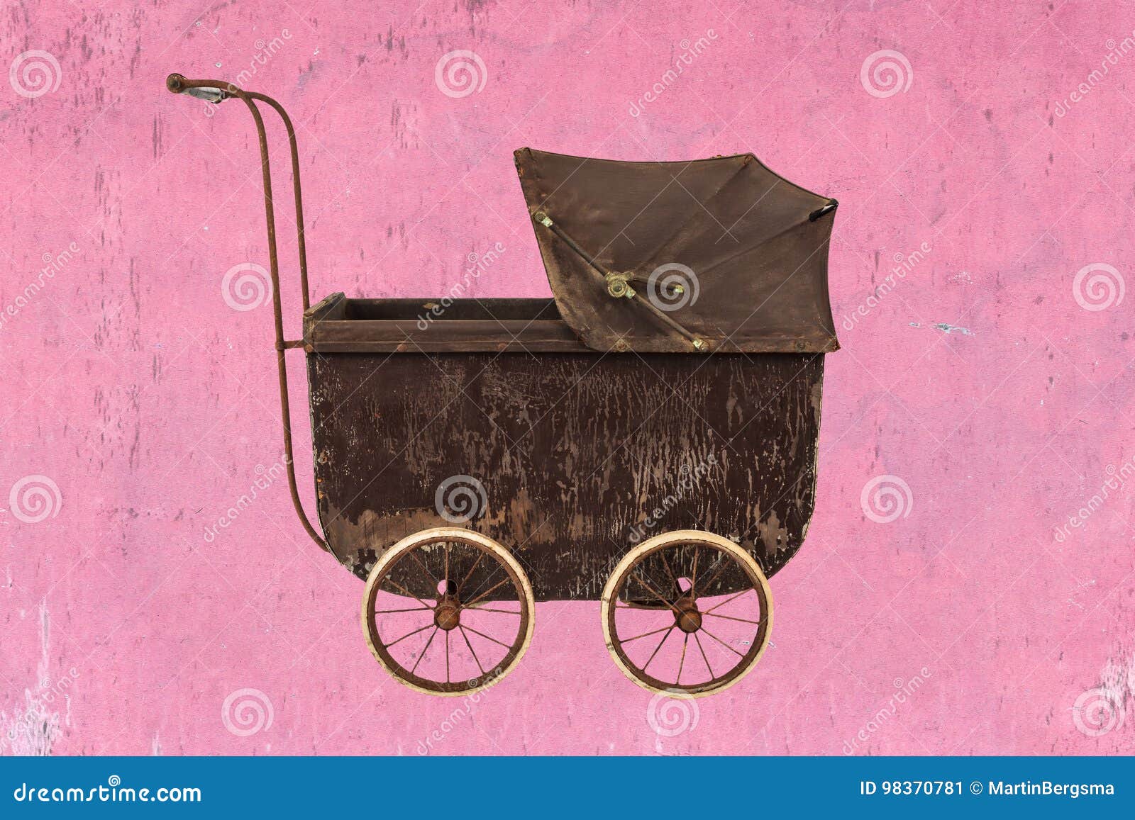 poussette bebe devant