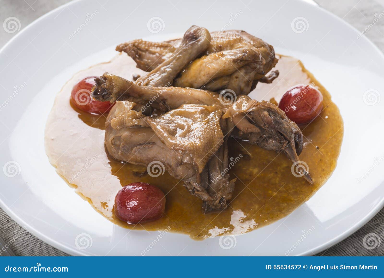 poussin with grapes sauce