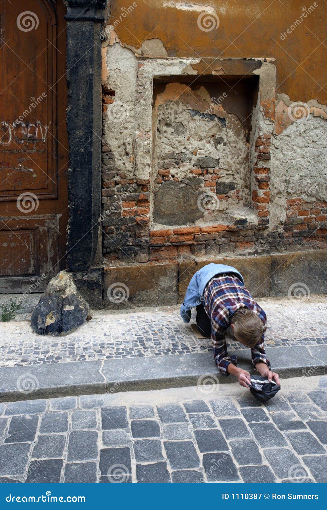 Poverty in Prague editorial photography. Image of miserable 1110387