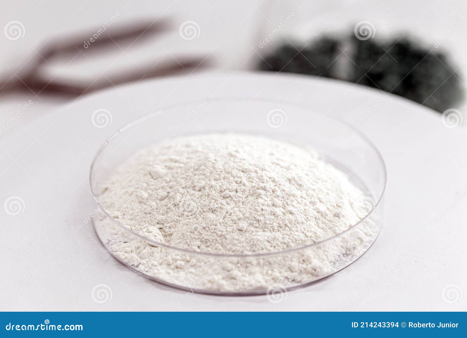 Powdered Sodium Percarbonate is an Oxidizing Chemical Used in Bleaching