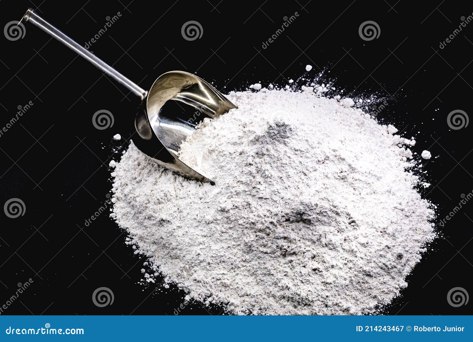 Powdered Sodium Percarbonate is an Oxidizing Chemical Used in Bleaching