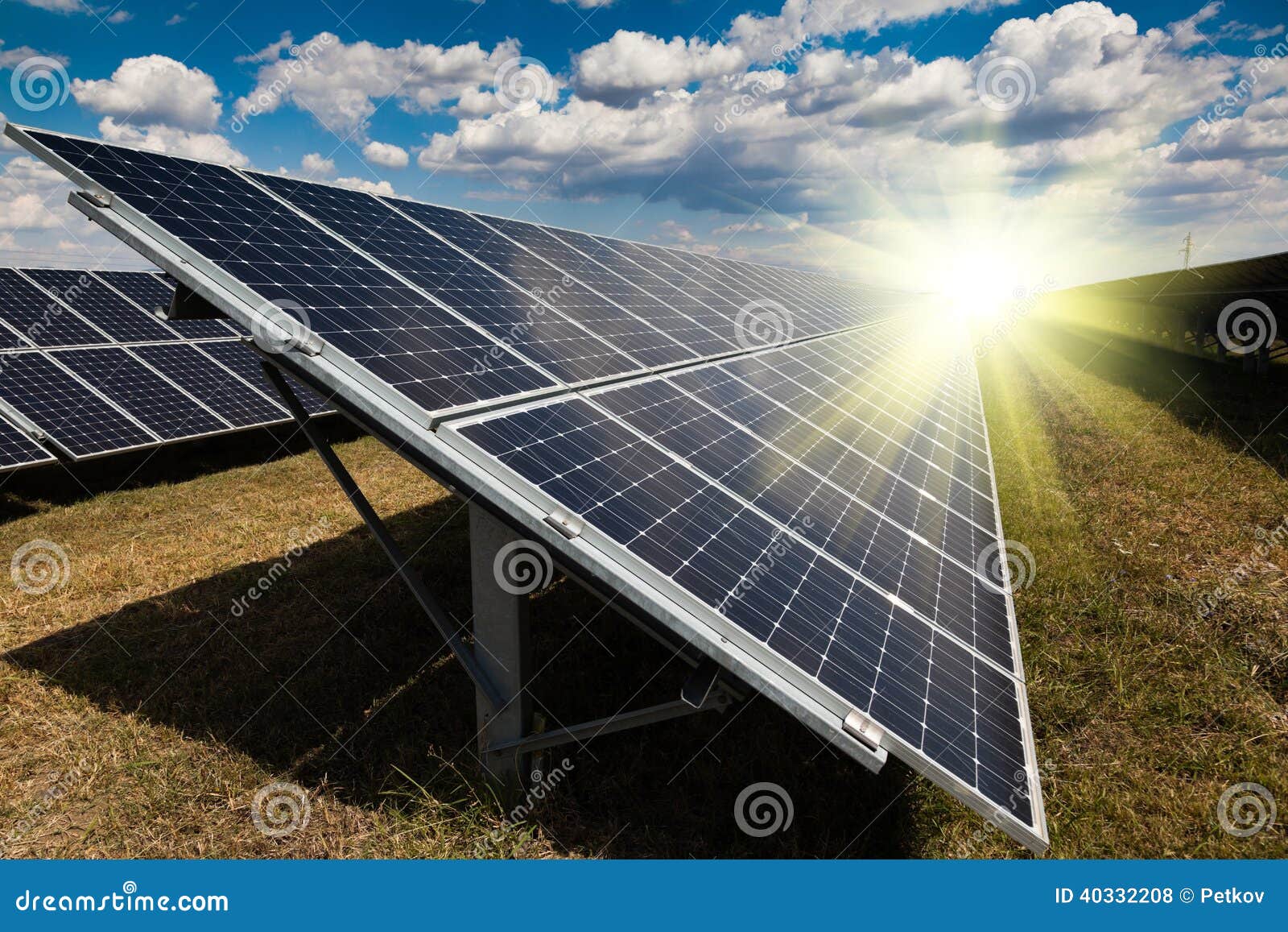 power plant using renewable solar energy