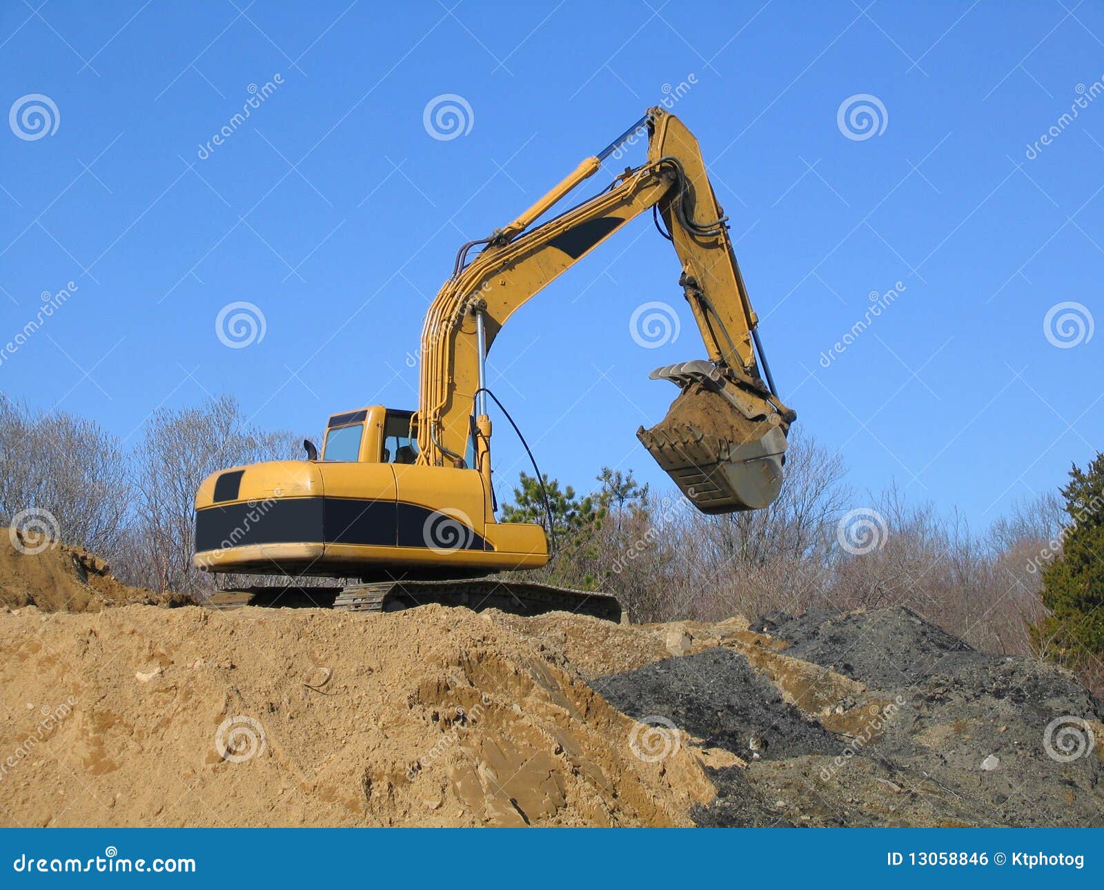 Power Shovel stock photo. Image of machine, back, digging 13058846