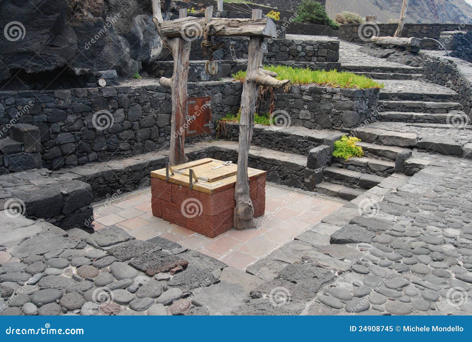 pozo de la salud - el hierro