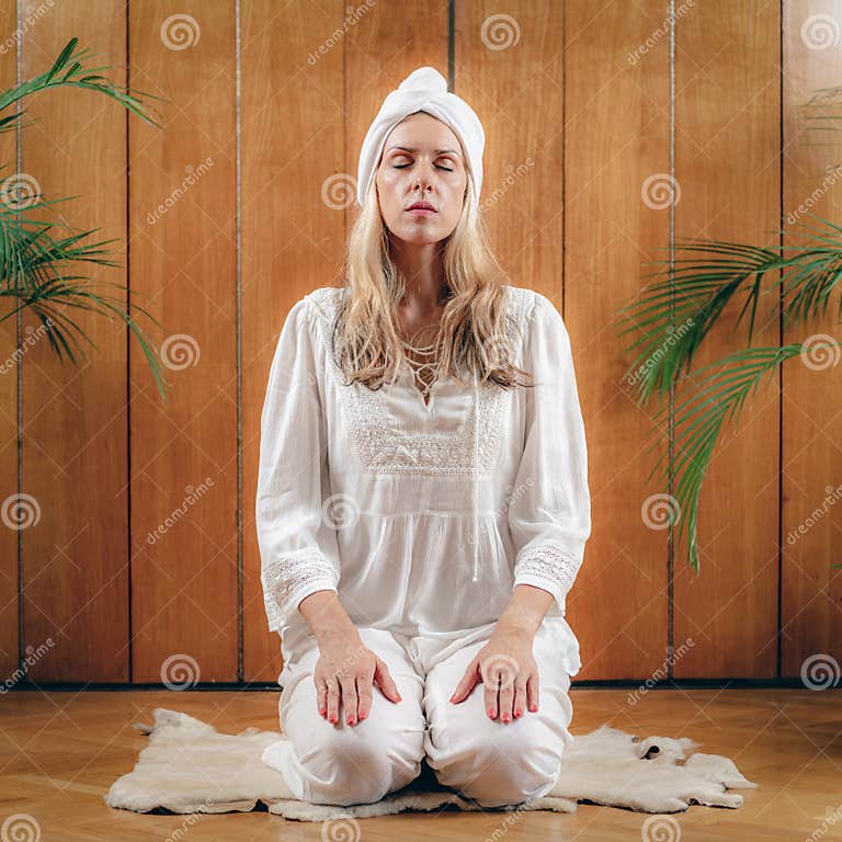 Kundalini Yoga Kriya for Inner and Outer Vision Stock Image Image of