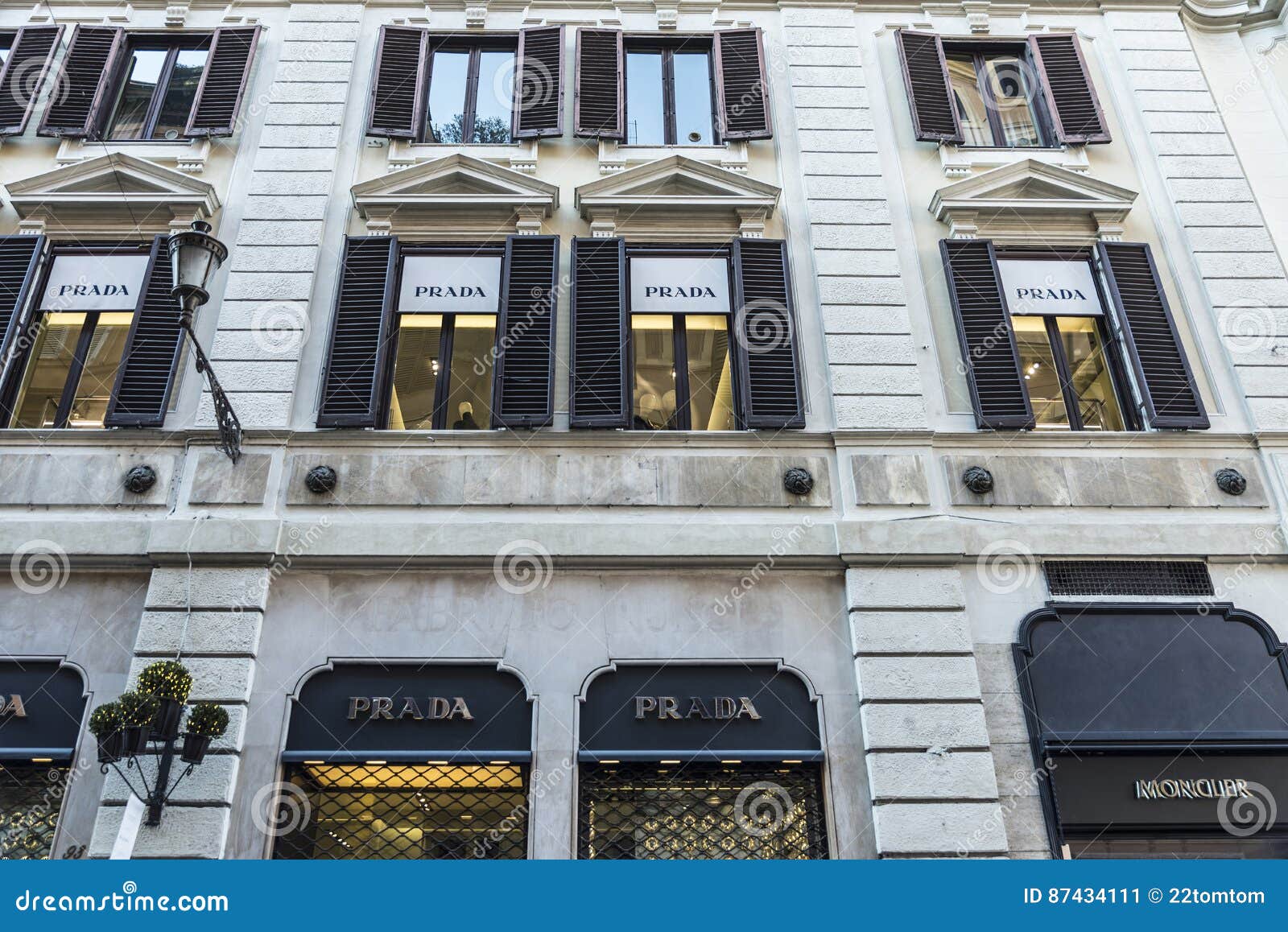 prada europe