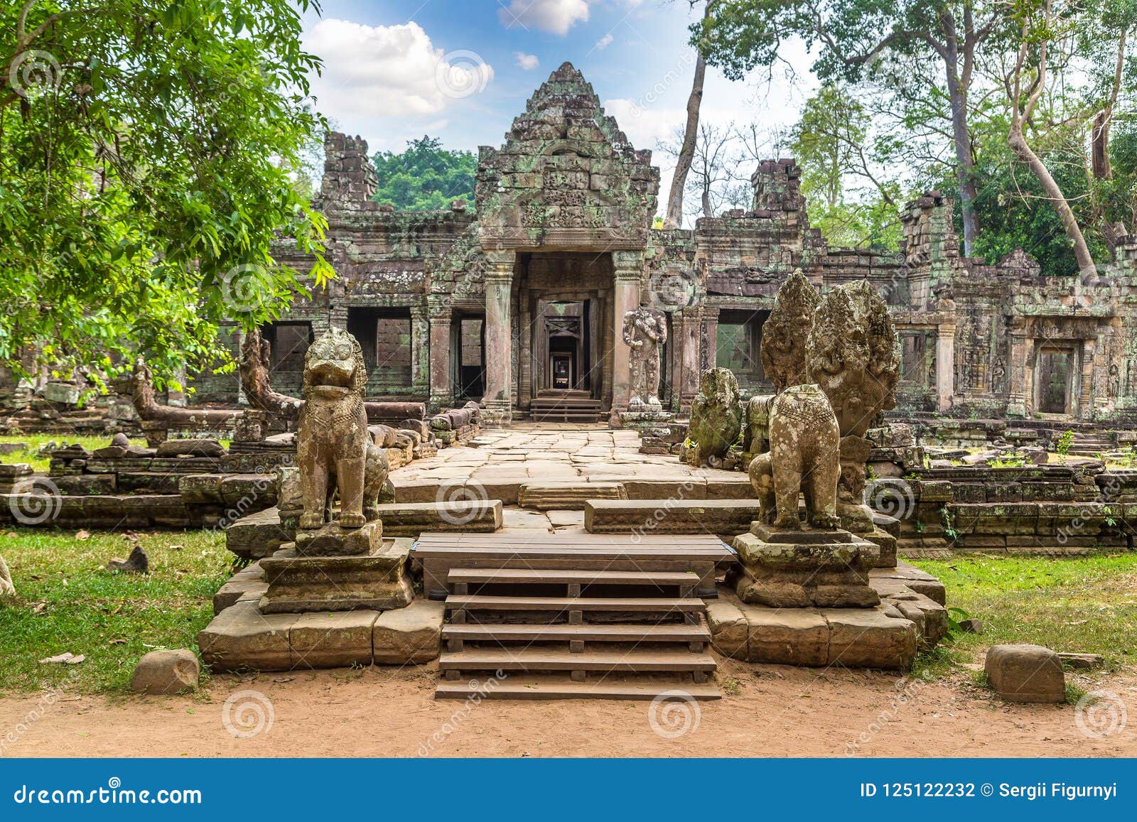 preah khan temple in angkor wat