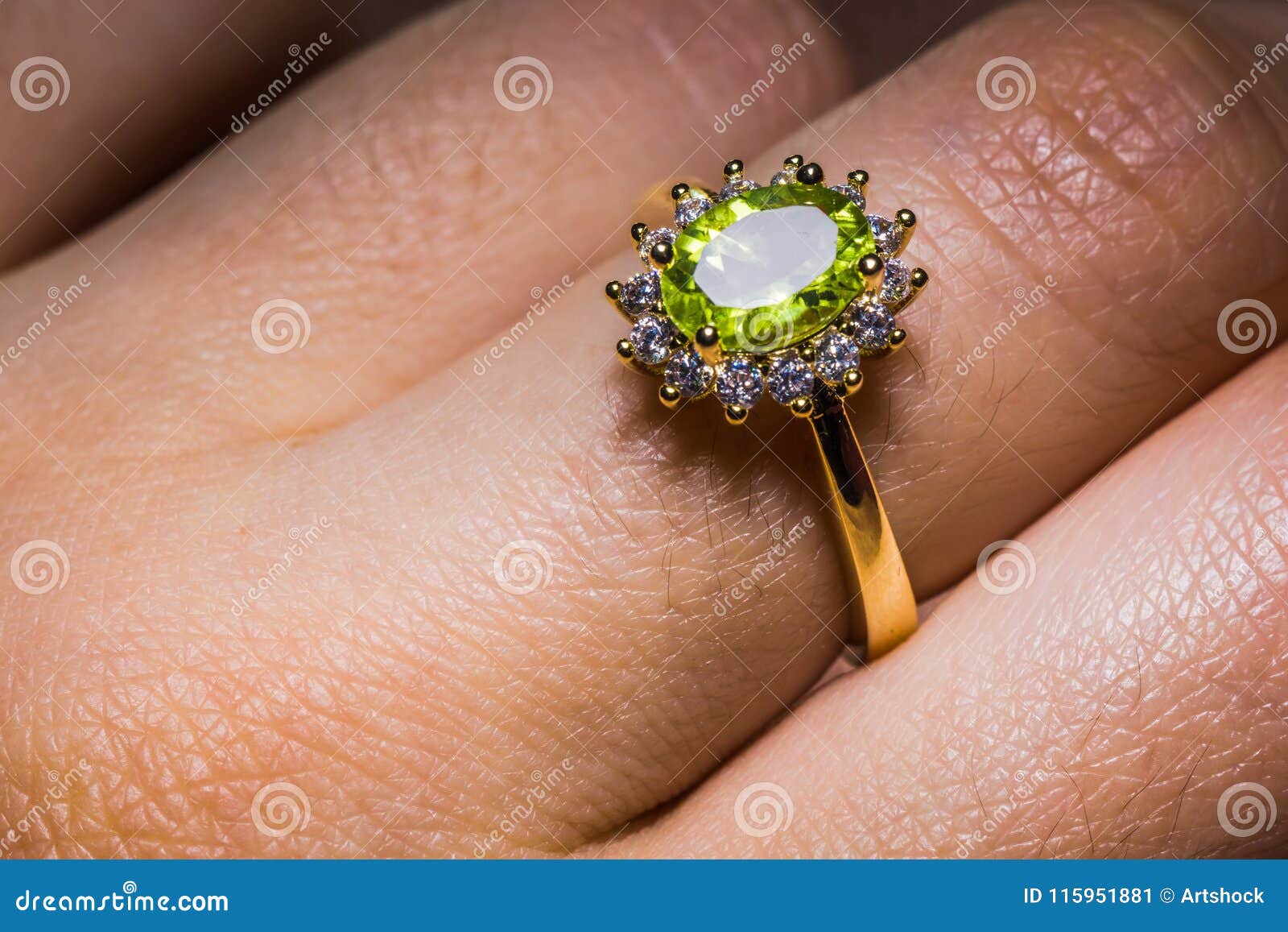 9ct Alluring Yellow Gold Diamond + Peridot Ring – Shiels Jewellers