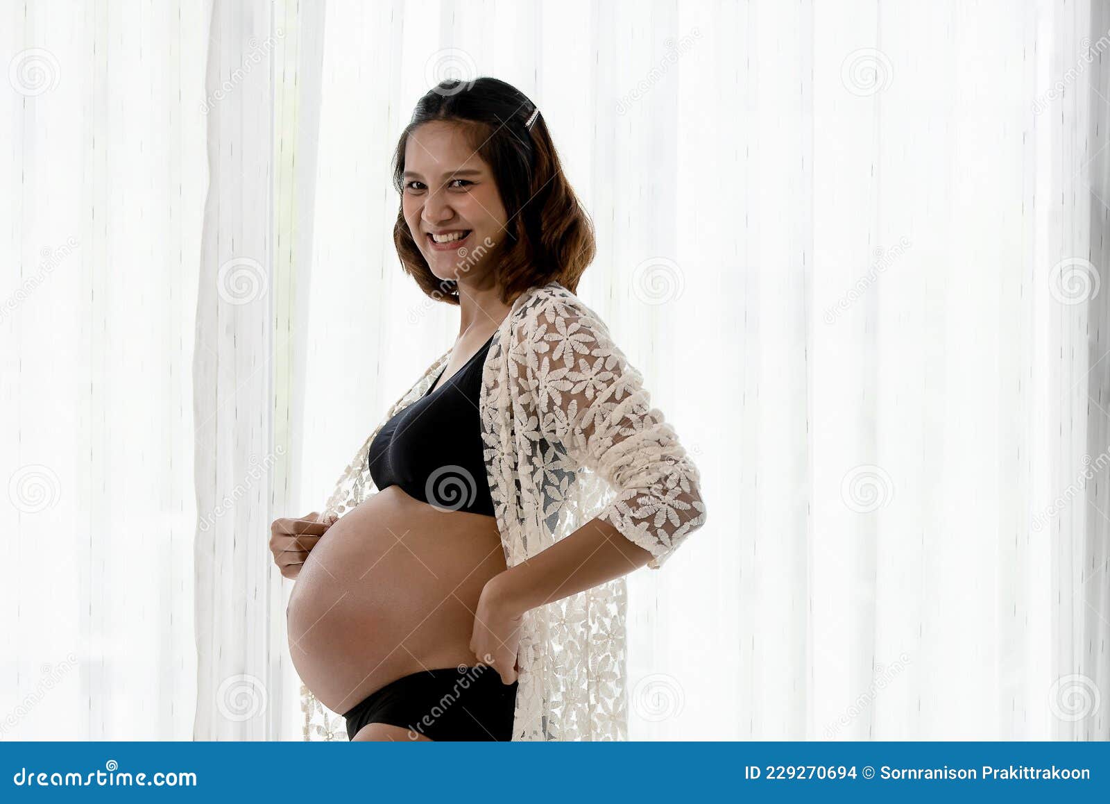 Pregnancy, Pregnant Woman, Happiness of Motherhood Stock Photo - Image of  happy, body: 229270694
