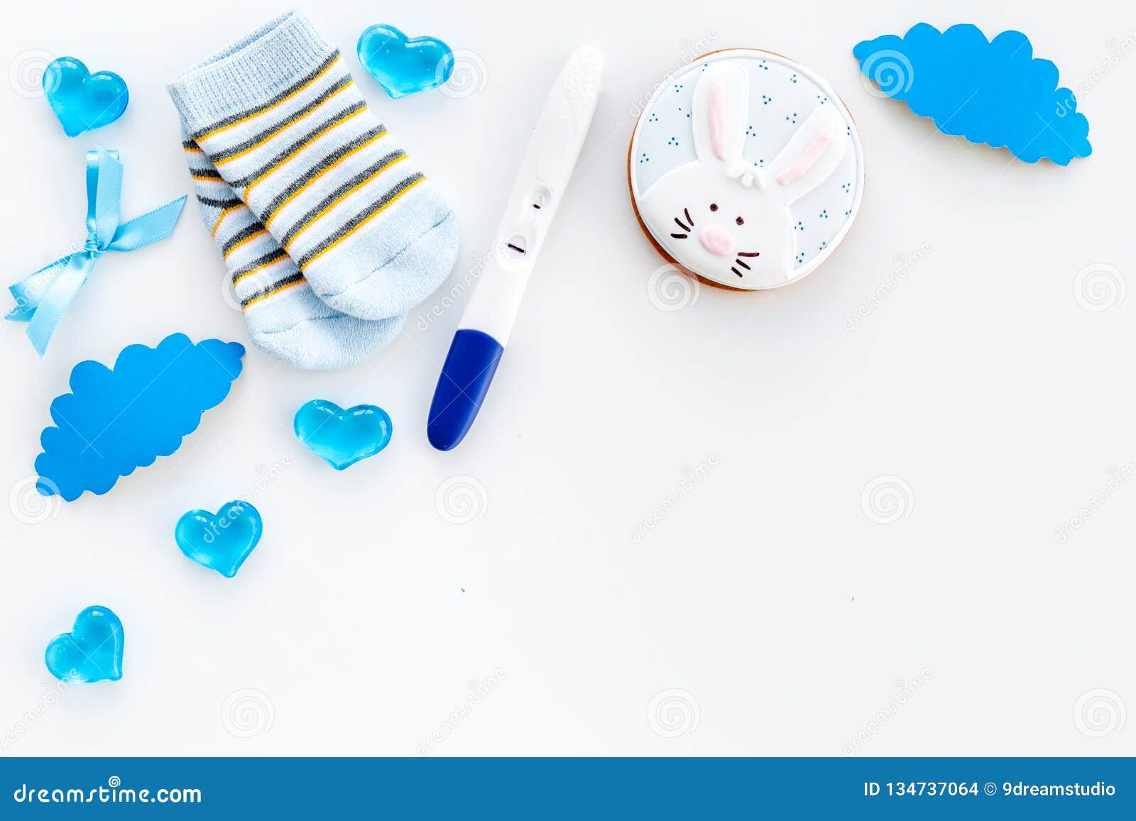 Download Pregnancy Test, Socks And Hearts White Background Top View ...