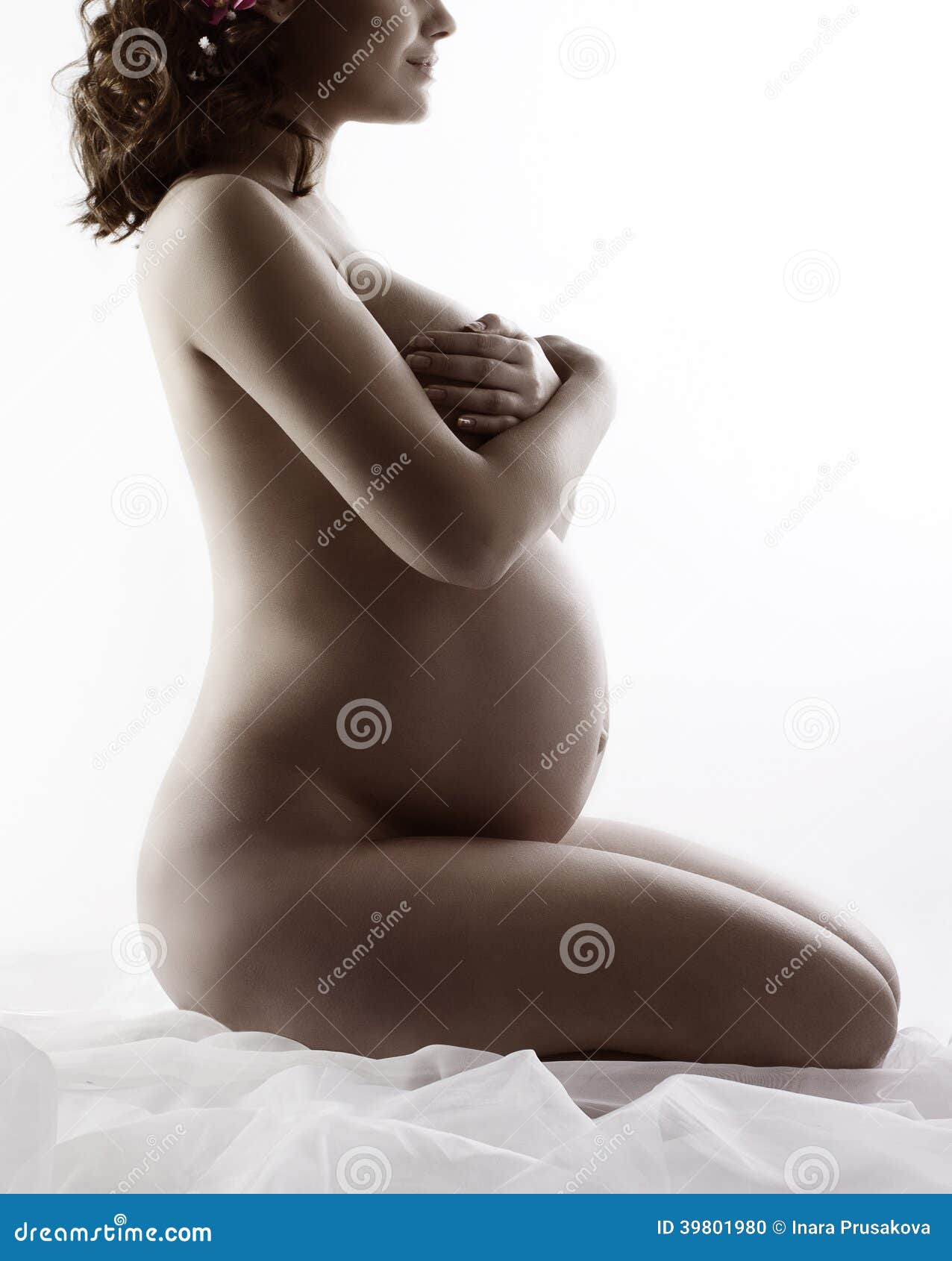 Pregnant Naked Wife