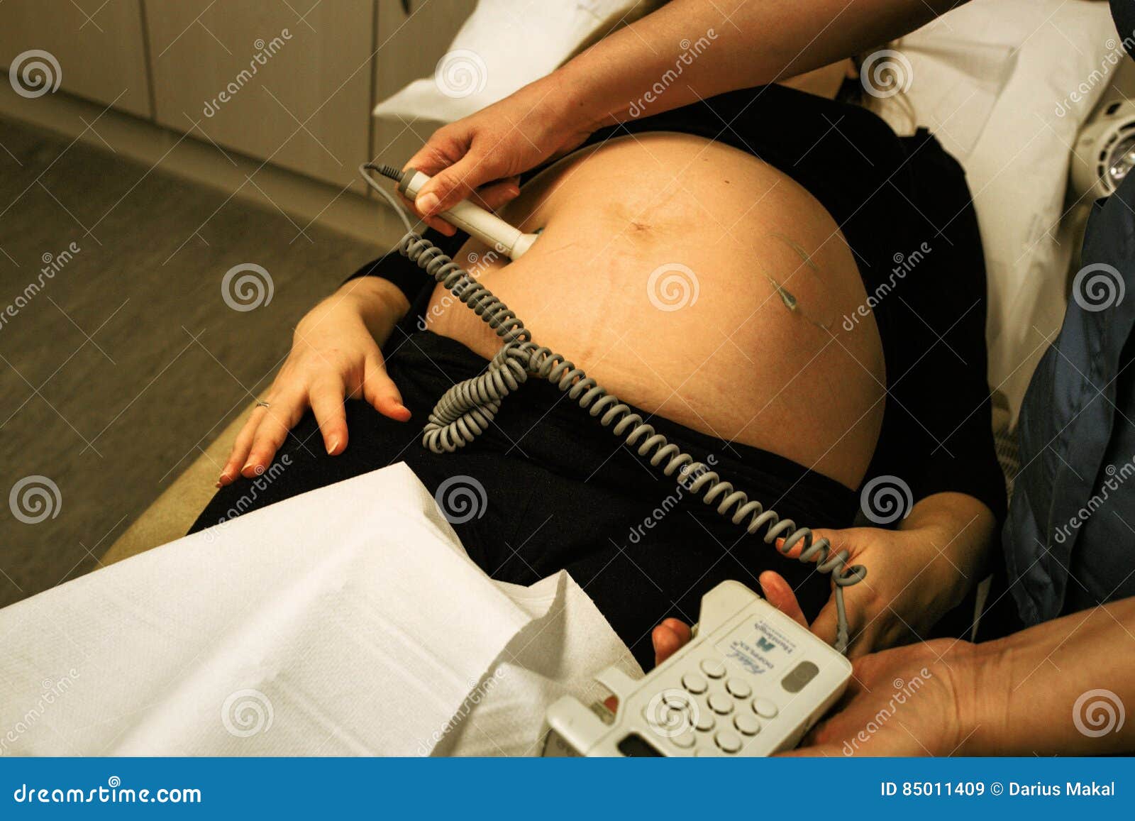 Pregnant Woman In Doctors Office Stock Image Image Of Abdomen Hu