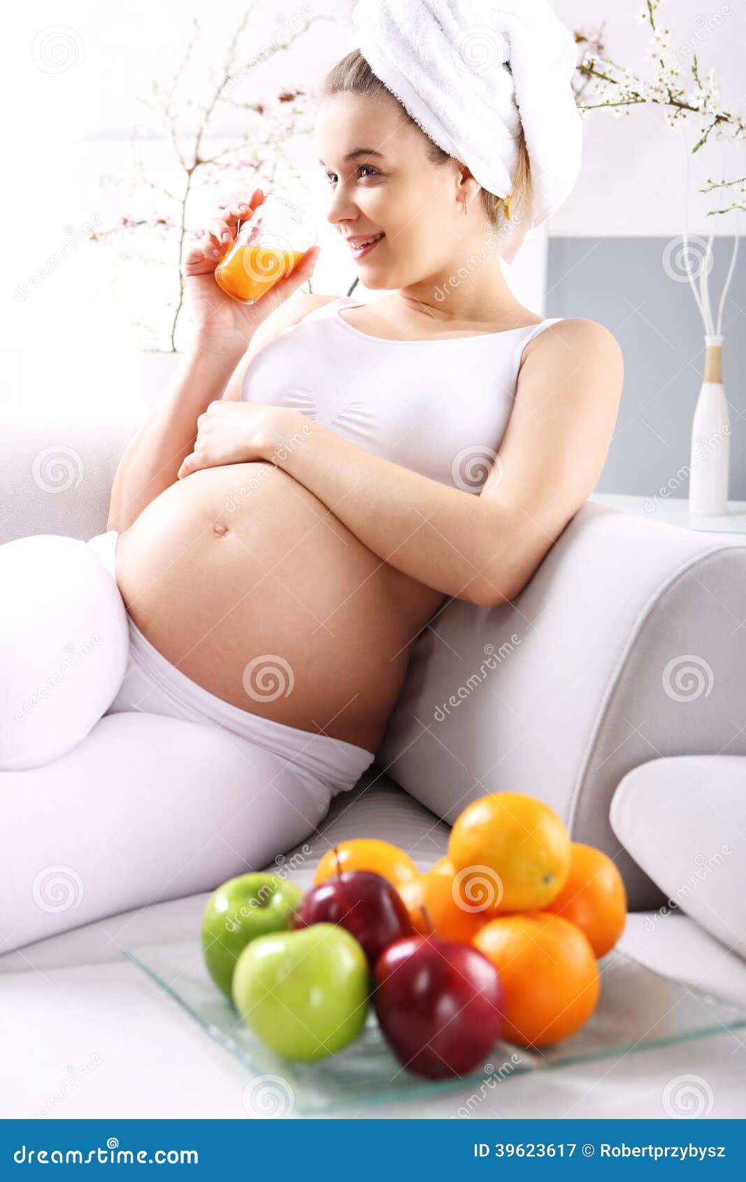Eating Pregnant Belly Nude - Pregnant Woman Drinking Fruit Juice Stock Image - Image of caucasian,  dolls: 39623617