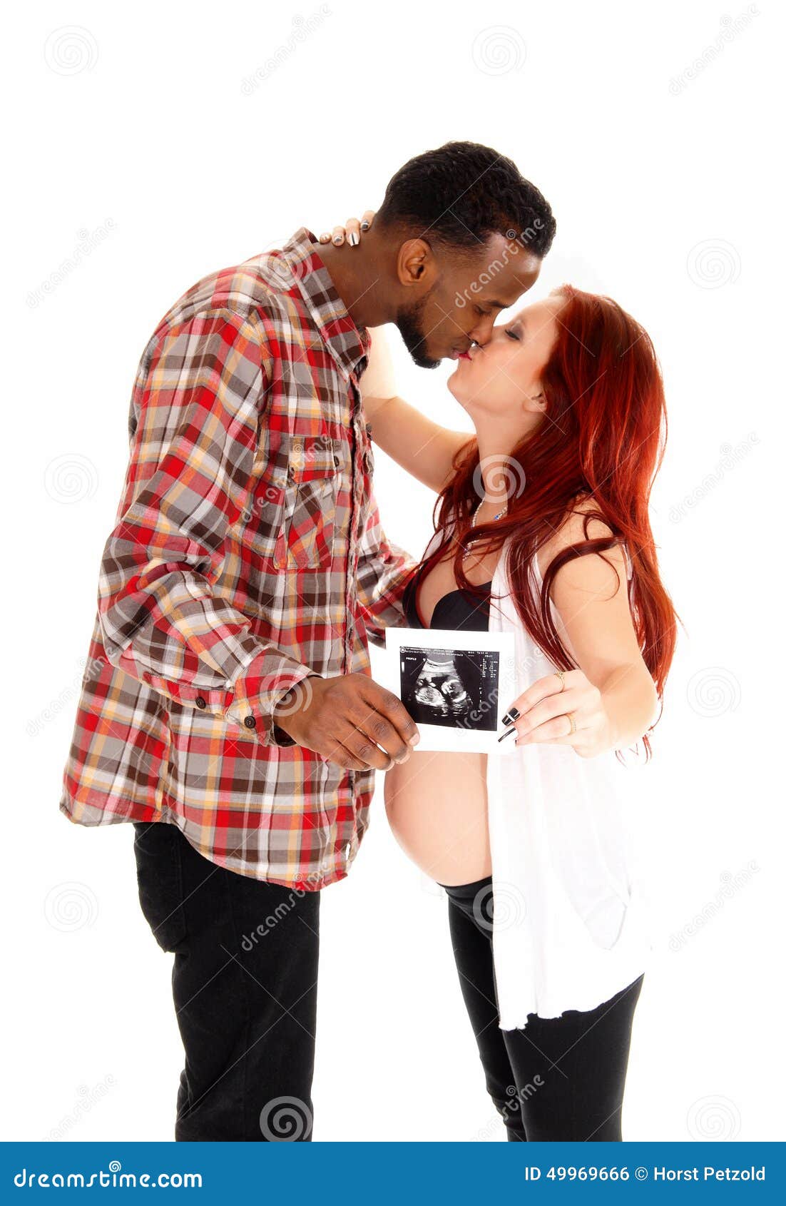 Pregnant Women Kissing 82