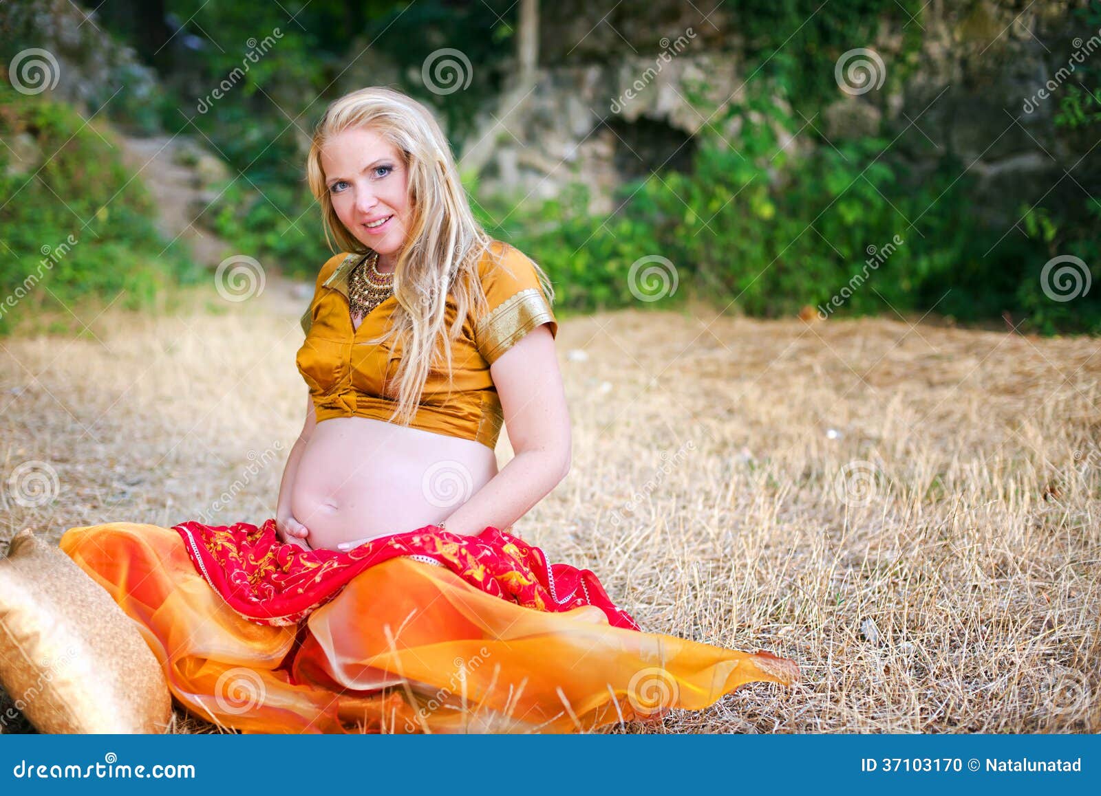 Saree Pregnancy Photoshoot Stock Photos - Free & Royalty-Free