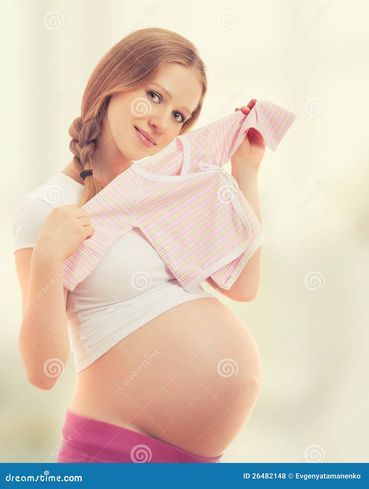 pregnant woman waiting for desired baby