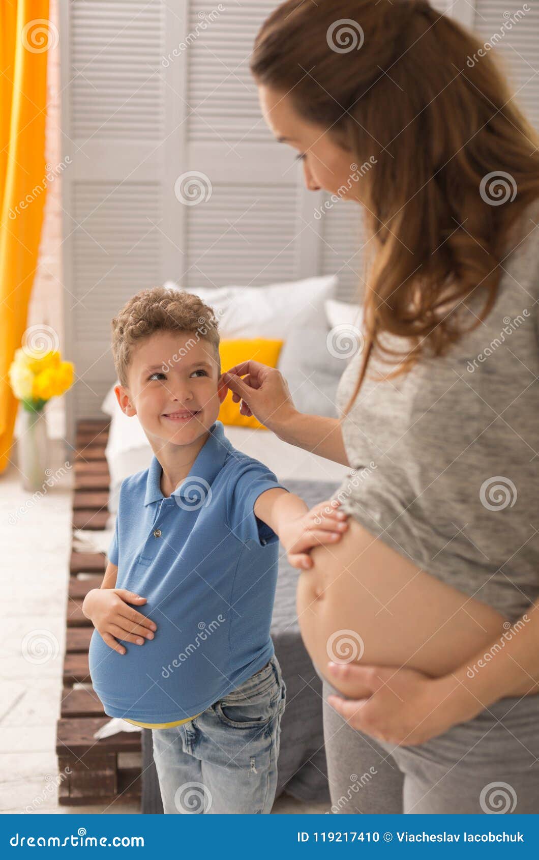 Pregnant Woman With Wavy Hair T