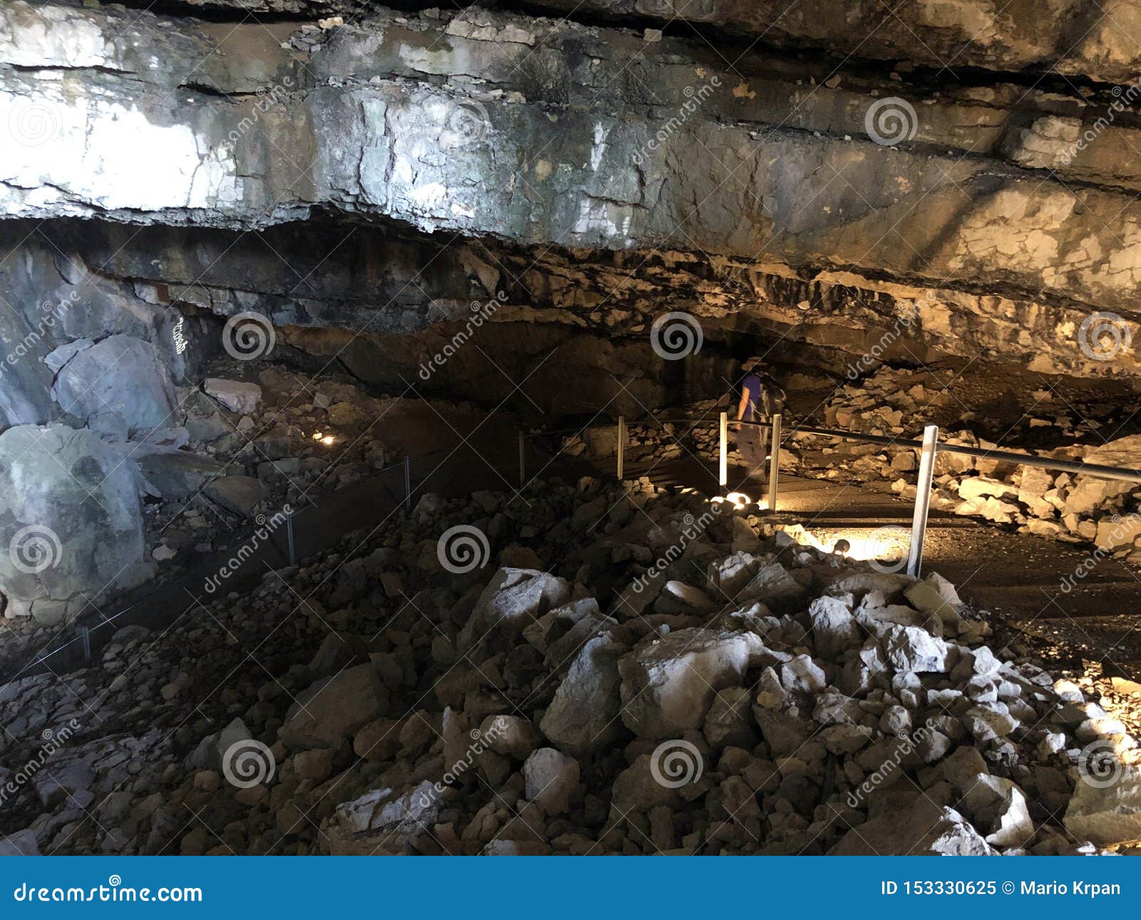 prehistoric wildkirchli caves or die wildkirchlihoehle hohlebare or hoehlebaere and eesidle in the alpstein mountain range