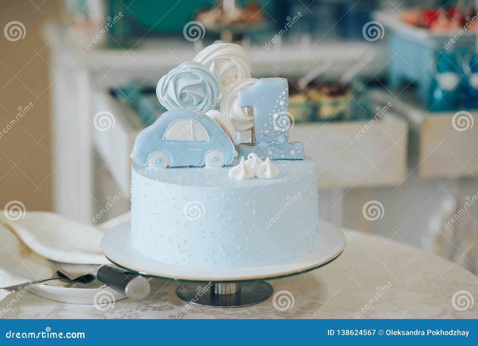 Premier Ours D Anniversaire De Gateau Et De Nounours Gateau Avec Un Ours Pendant La Premiere Annee Image Stock Image Du Avec Nounours