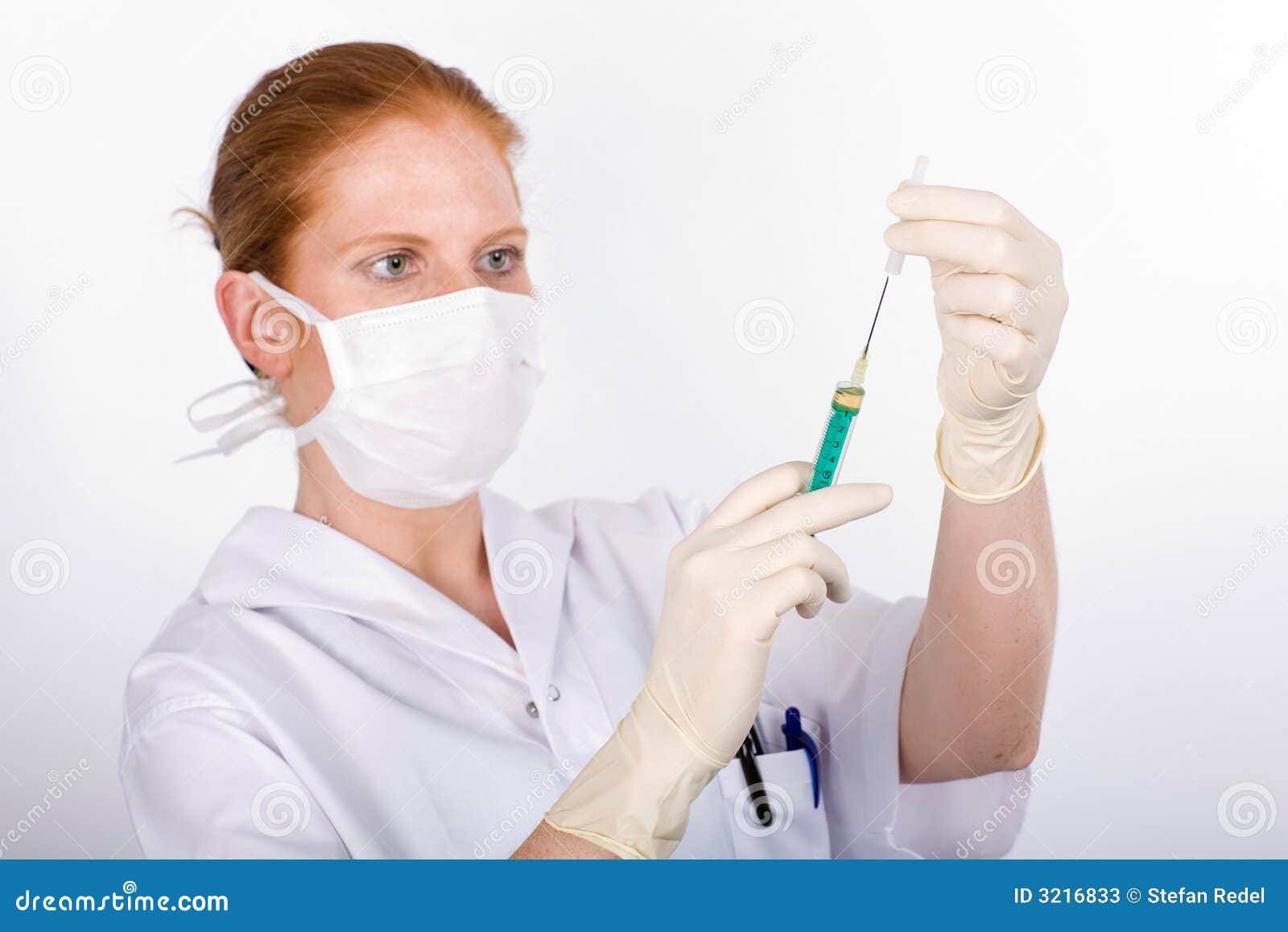 Preparing syringe stock image. Image of mask, doctor, precaution 3216833