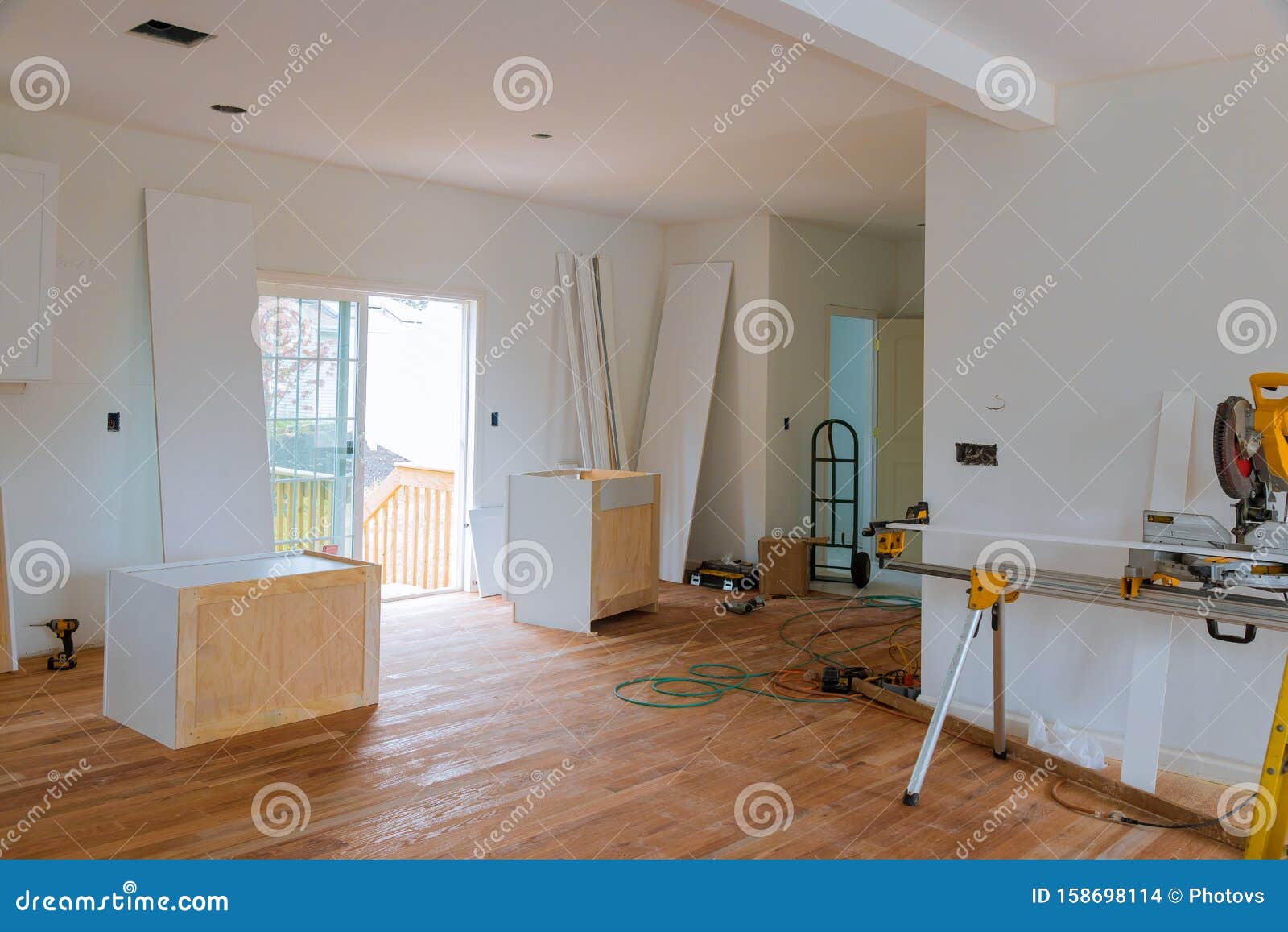 Preparing To Install Custom New In Modern Kitchen Stock Photo