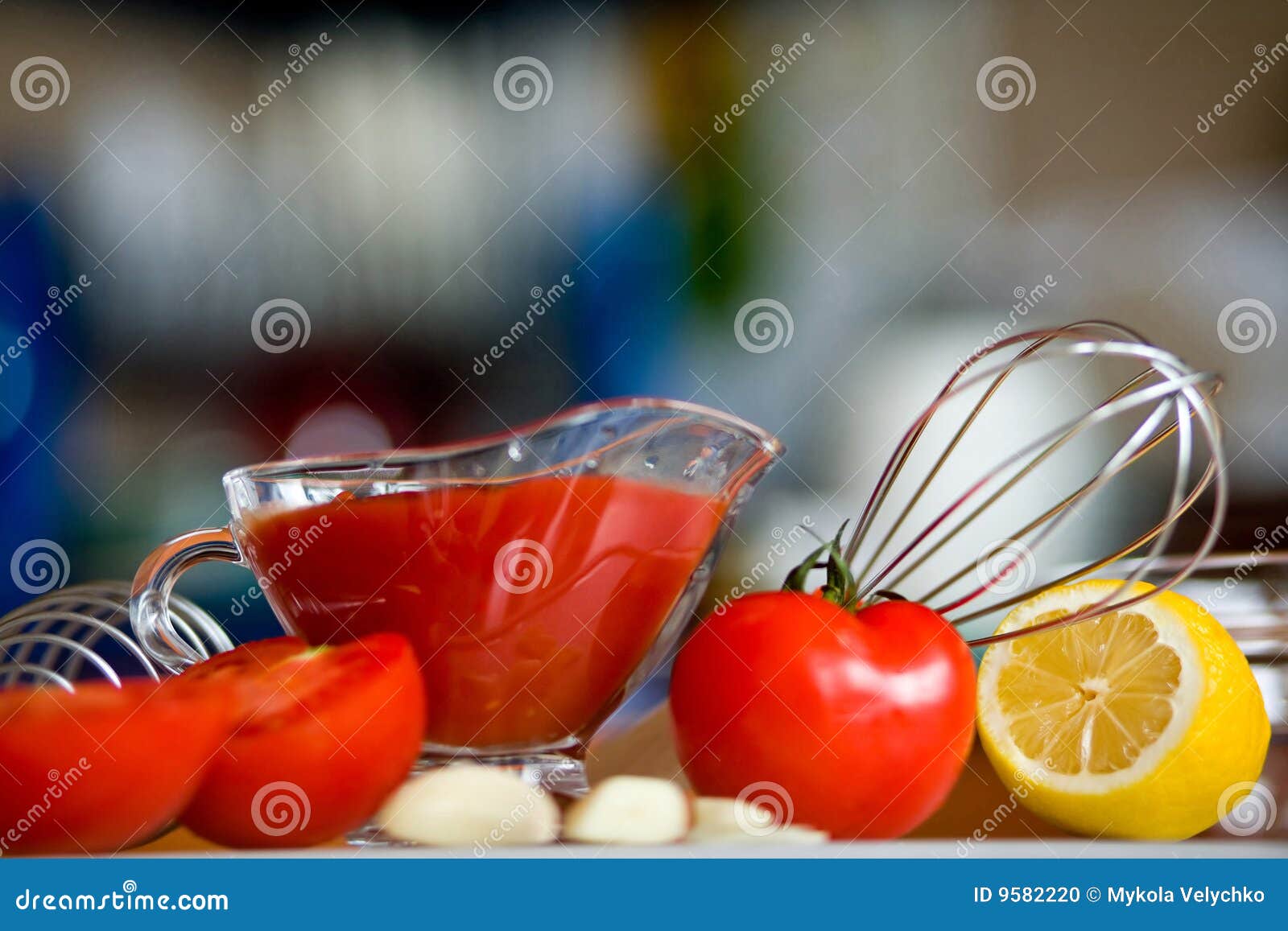 preparing tomato poignant sauce