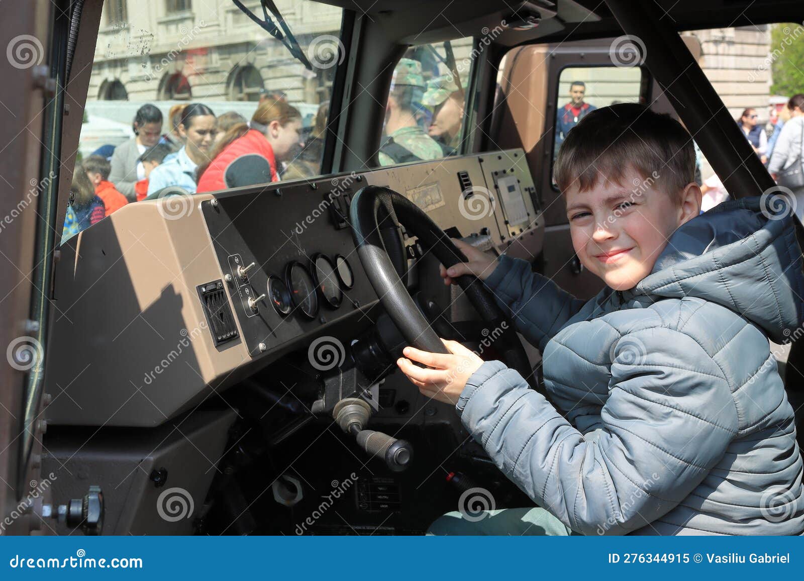 Presentation of military equipment in Ploiesti