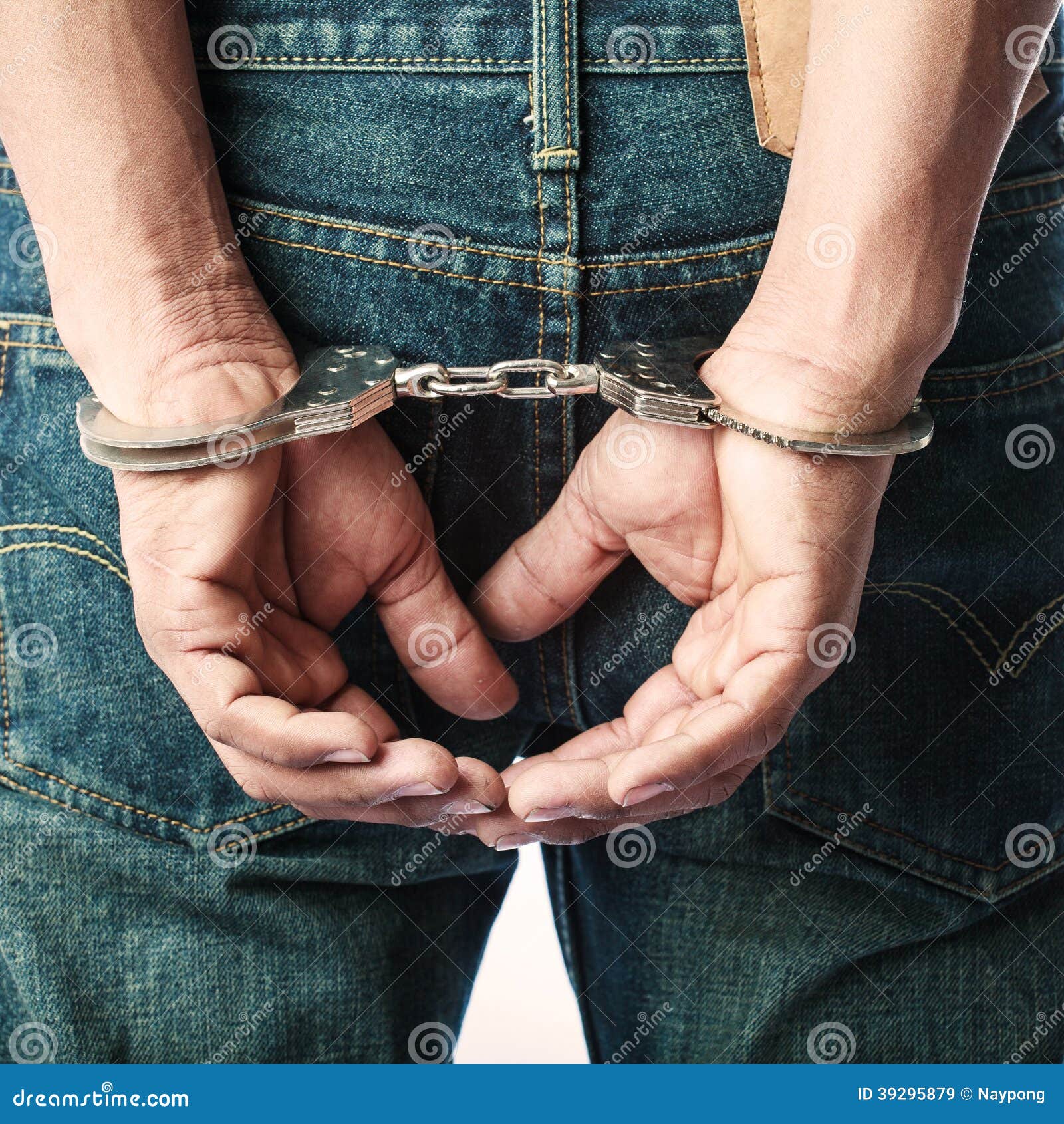 Preso cerrado en esposas imagen de archivo. Imagen de arrestado - 39295879