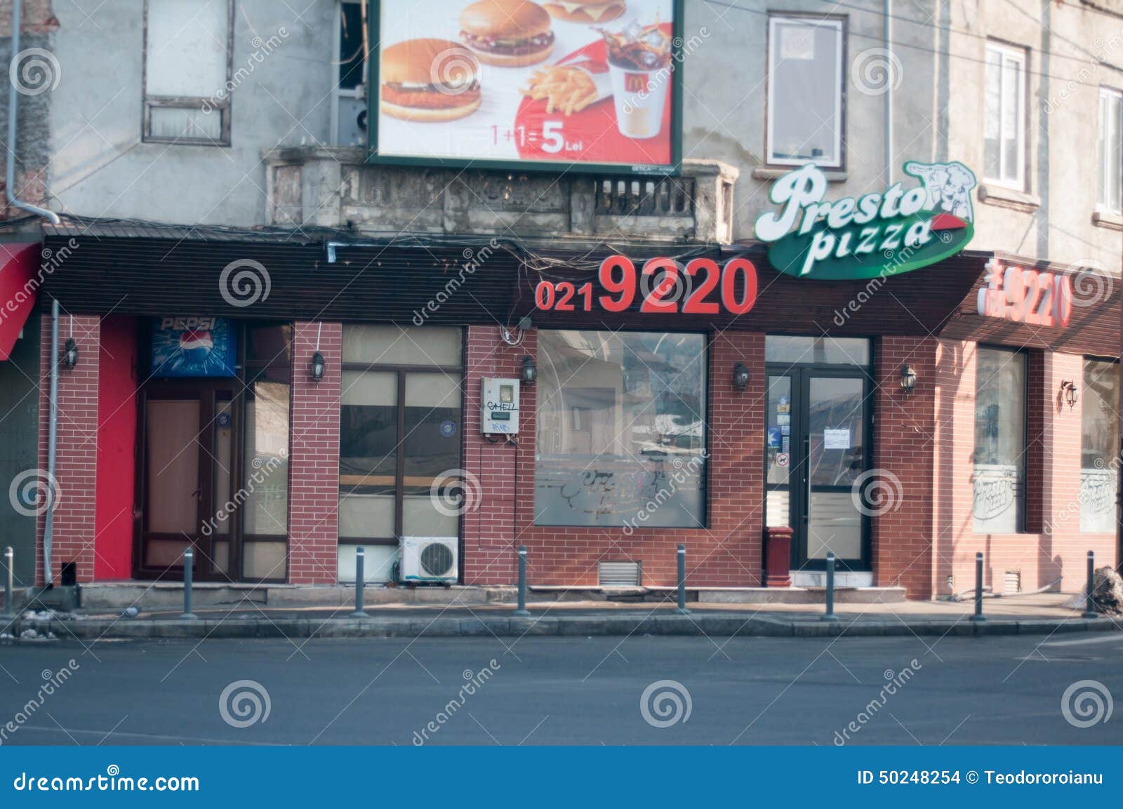 Presto pizza restaurant editorial stock image. Image of consumers