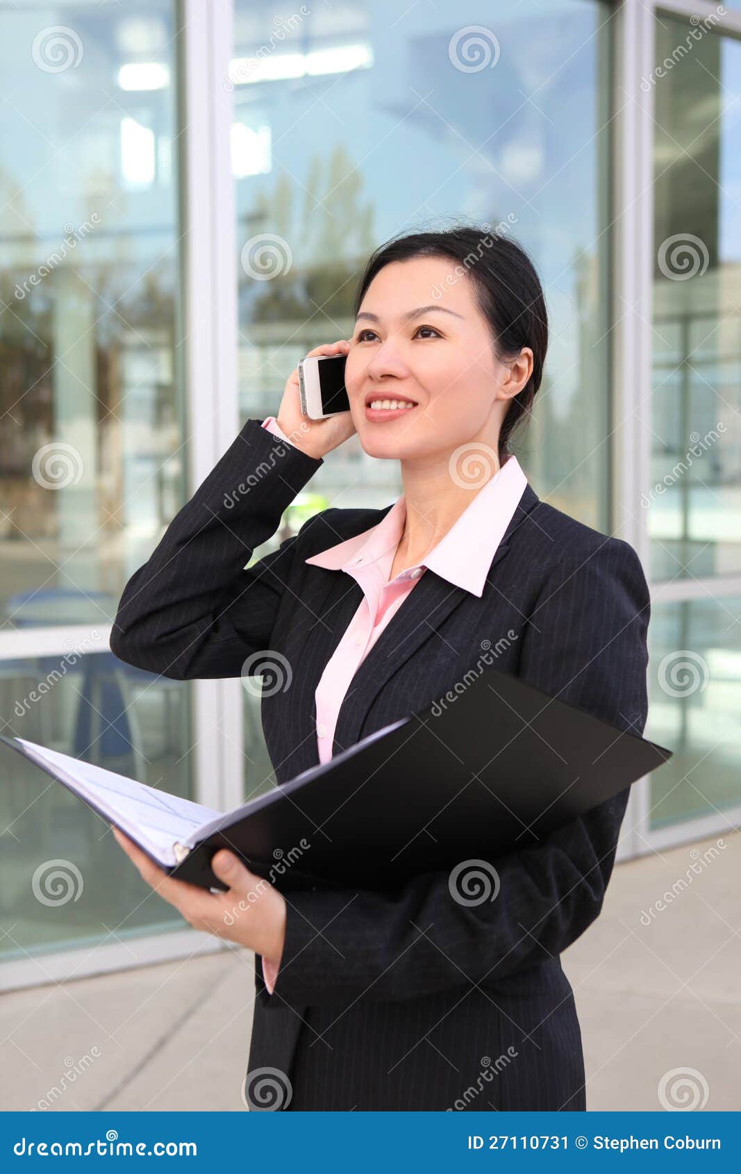 Pretty Chinese Business Woman Stock Image - Image: 27110731